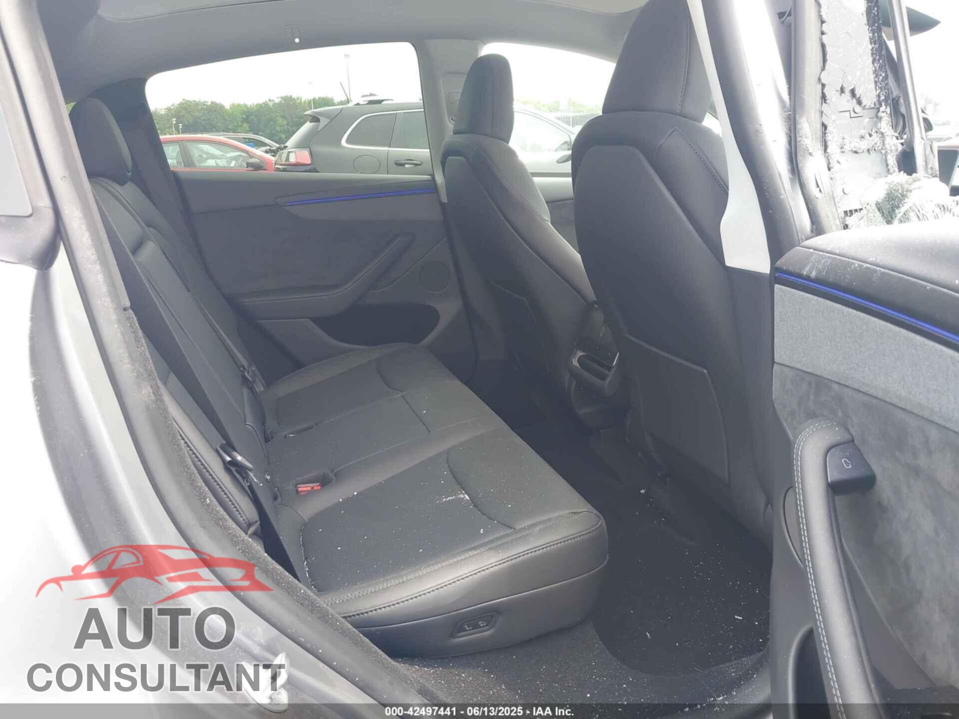 TESLA MODEL Y 2026 - 7SAYGDEE3TF333957