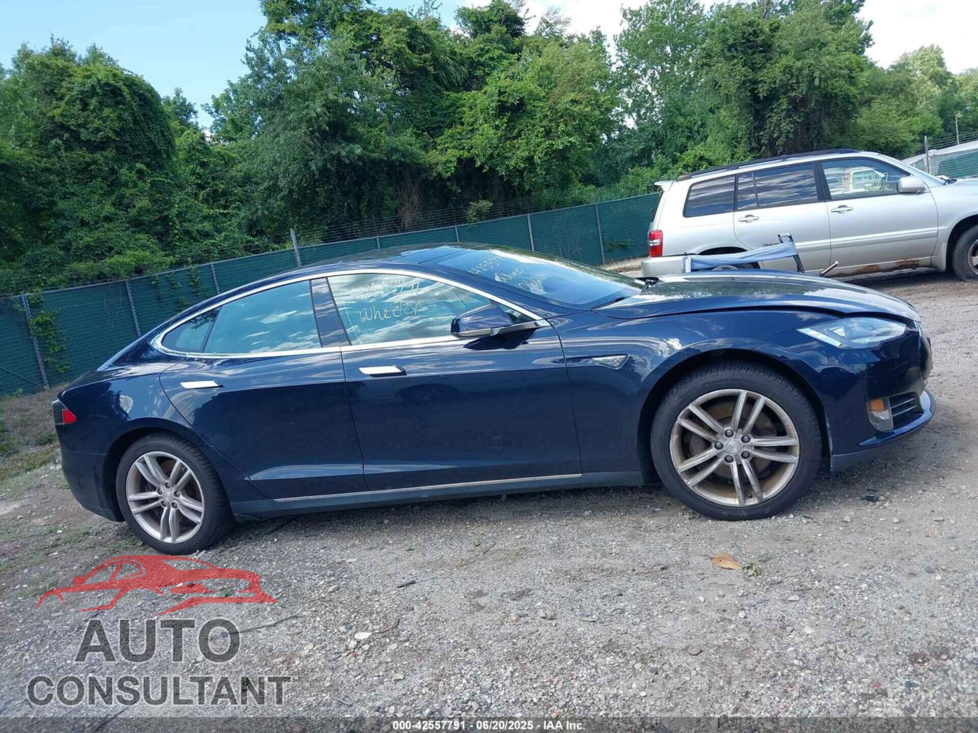 TESLA MODEL S 2013 - 5YJSA1CN0DFP21851