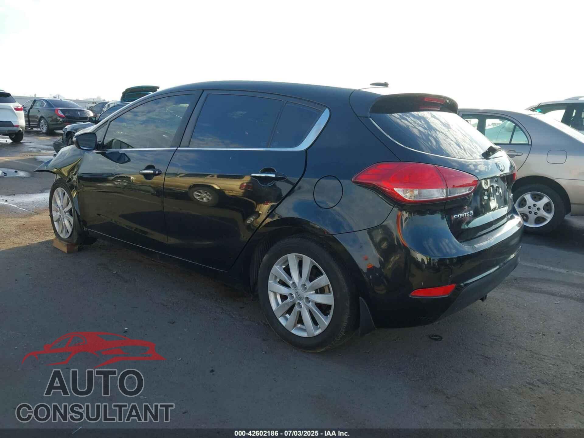 KIA FORTE 2015 - KNAFX5A88F5294943