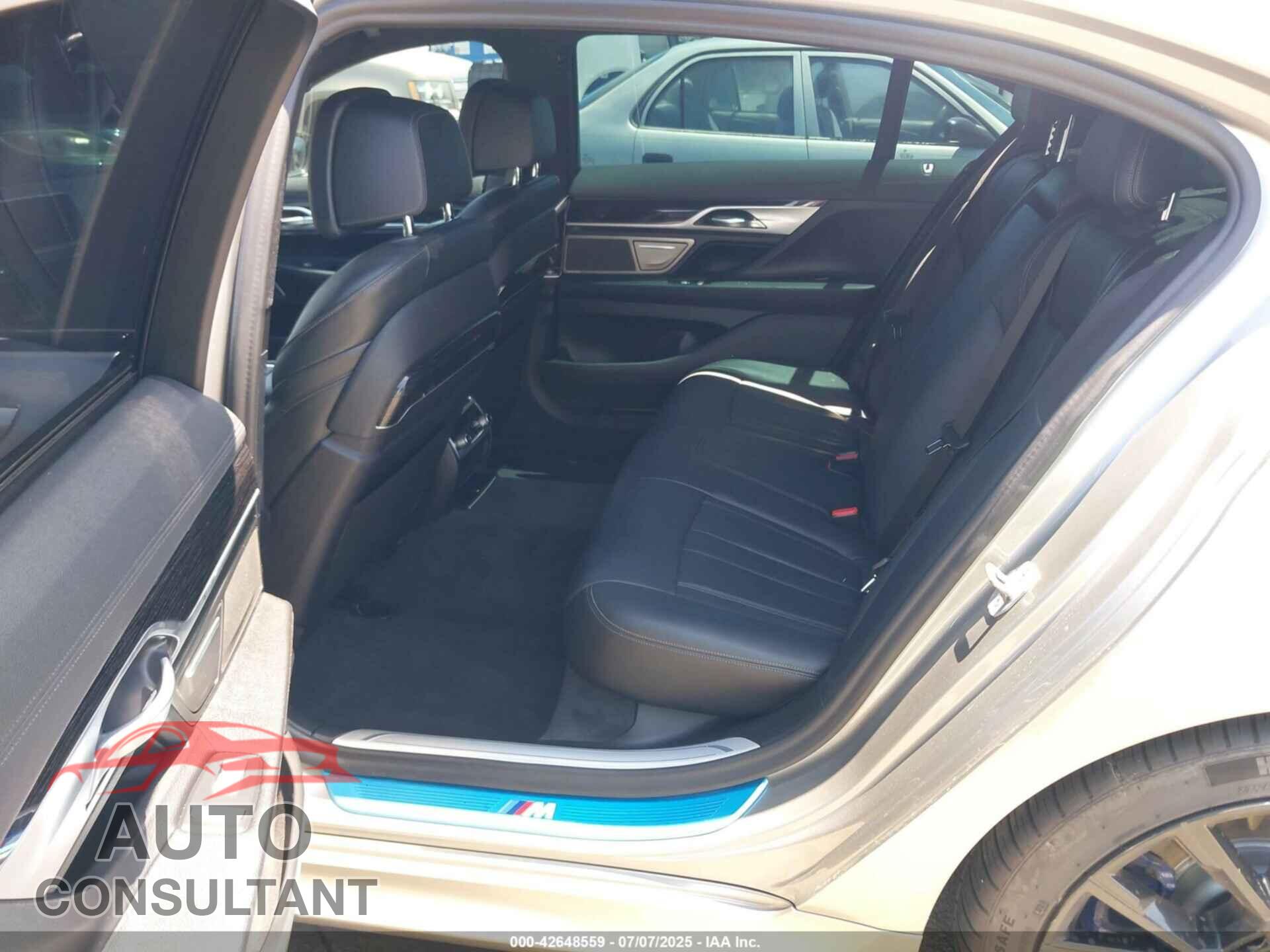 BMW 740 2022 - WBA7T2C05NCH09817