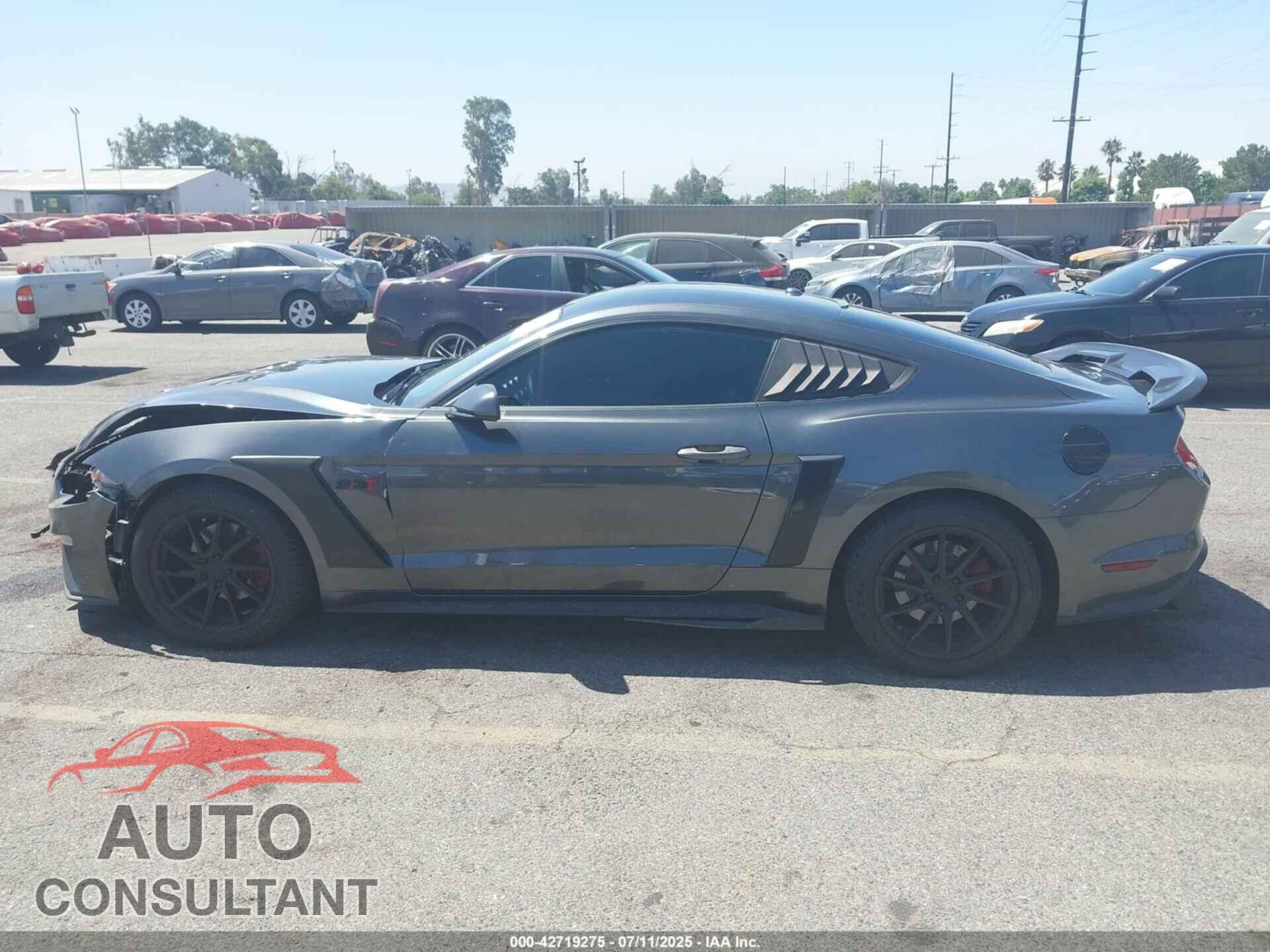 FORD MUSTANG 2019 - 1FA6P8TH5K5181274