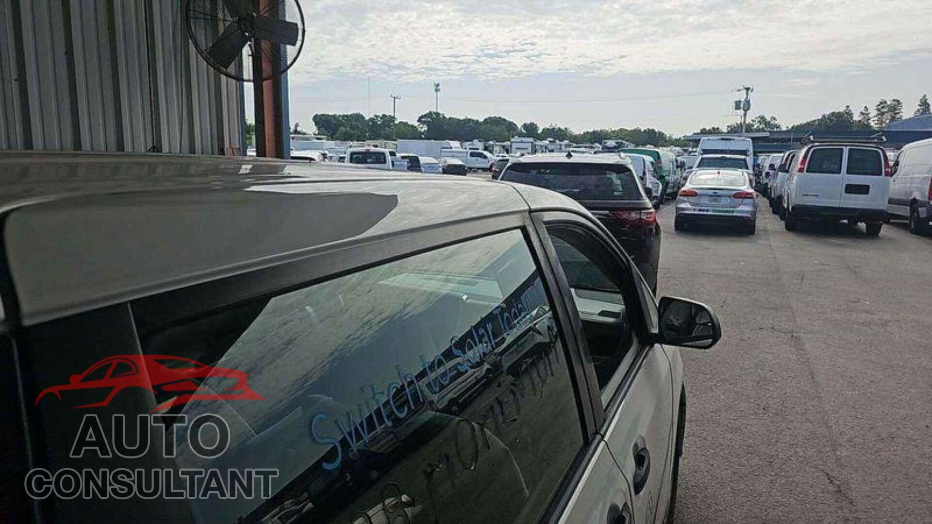 TOYOTA SIENNA 2018 - 5TDZZ3DC9JS940668