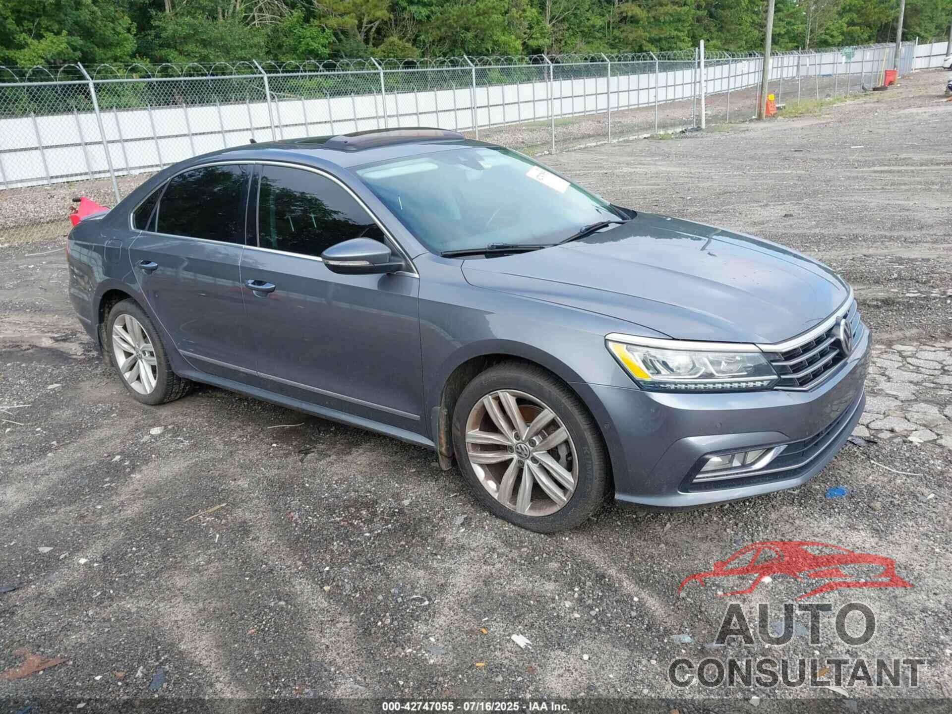 VOLKSWAGEN PASSAT 2018 - 1VWCA7A32JC002003