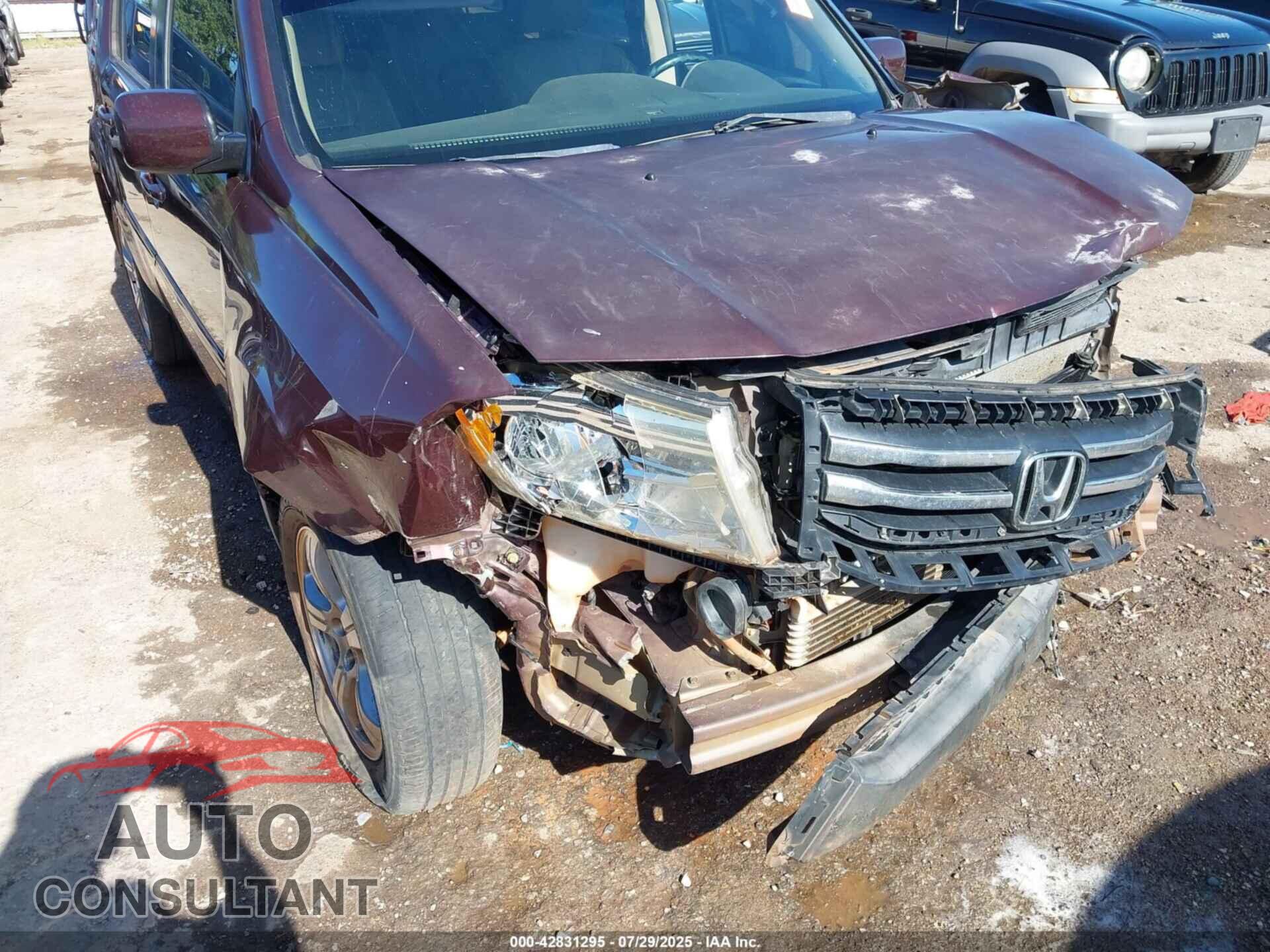 HONDA PILOT 2013 - 5FNYF4H55DB040980