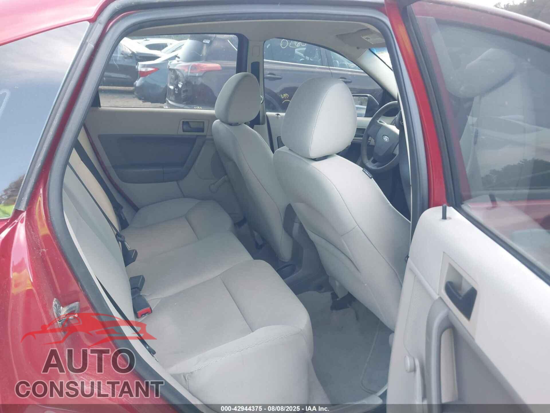 FORD FOCUS 2010 - 1FAHP3EN7AW152964