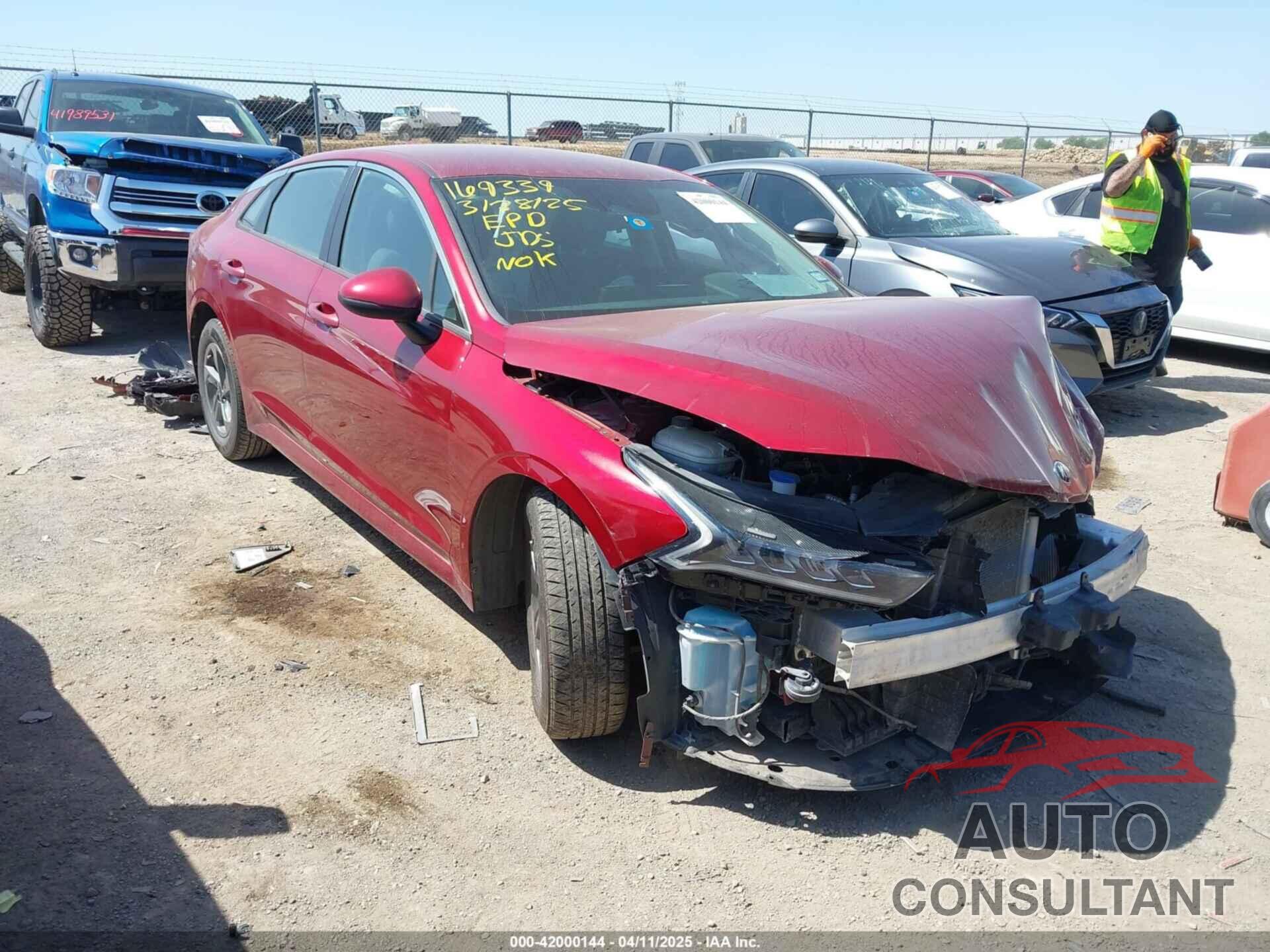 KIA K5 2021 - 5XXG24J29MG007372