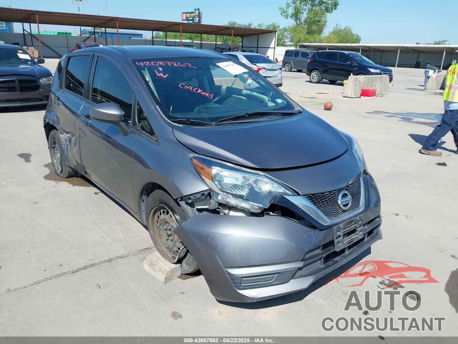 NISSAN VERSA NOTE 2017 - 3N1CE2CP9HL376524