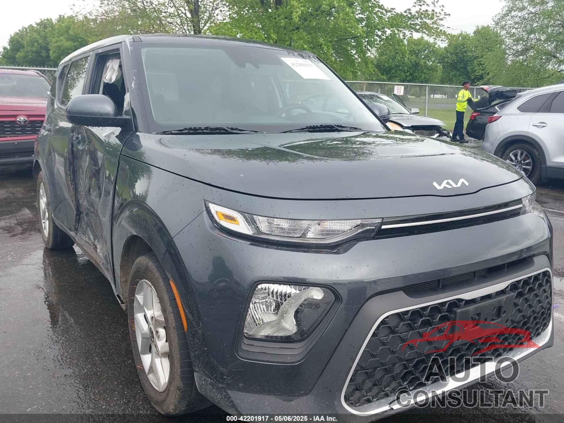 KIA SOUL 2022 - KNDJ23AU7N7799257