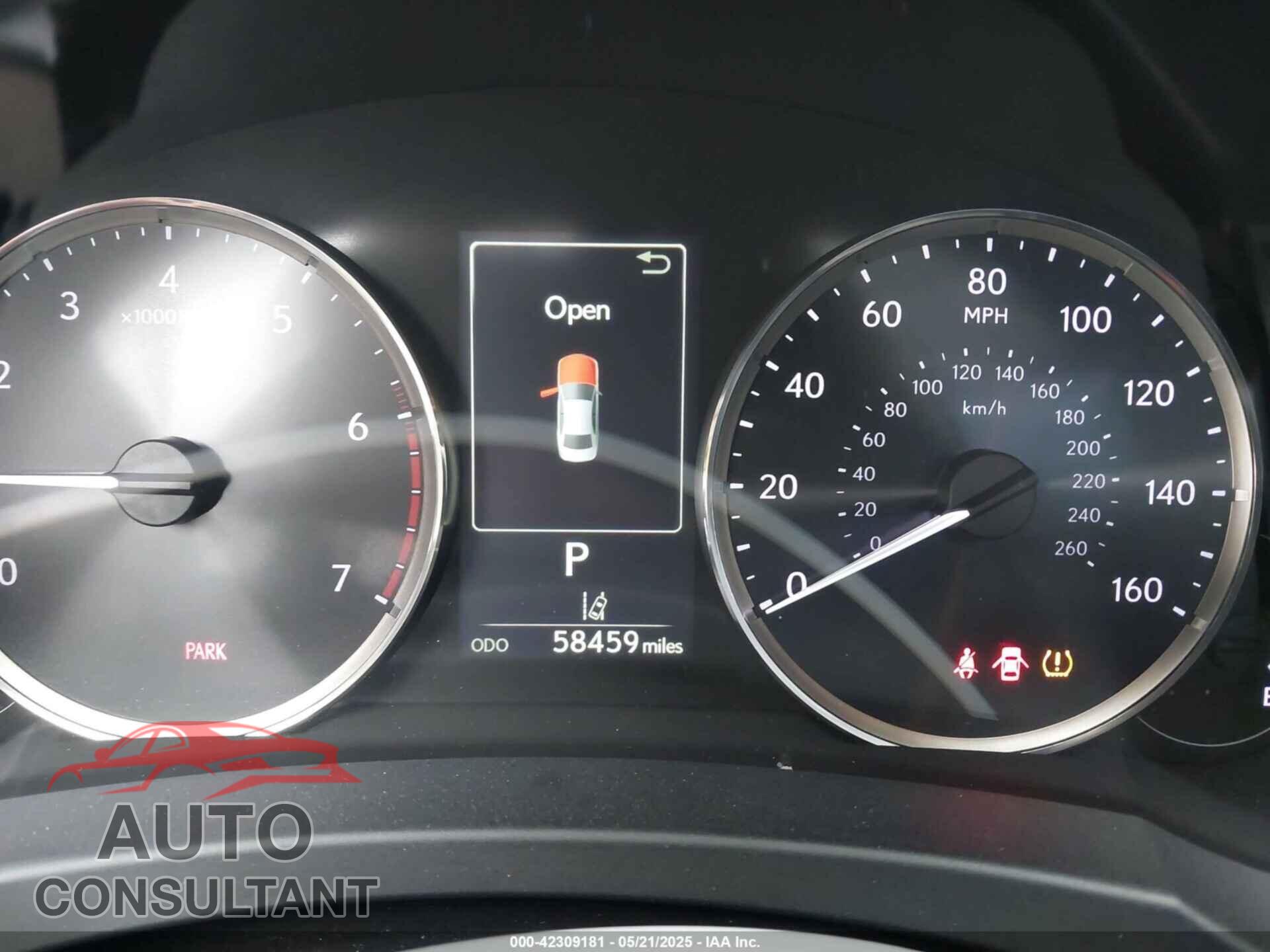 LEXUS IS 300 2018 - JTHBA1D20J5077140