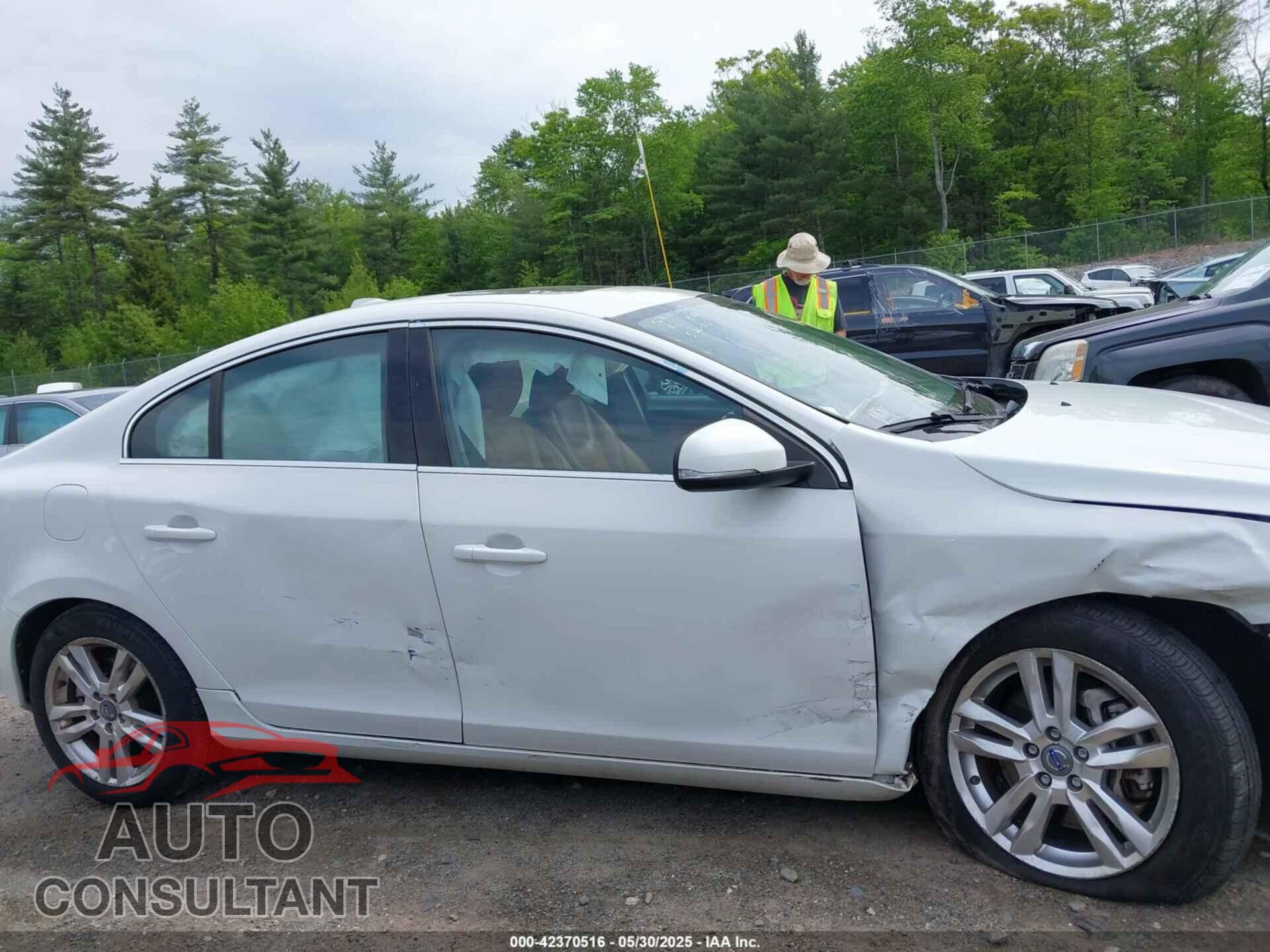 VOLVO S60 2012 - YV1902FH7C2054107