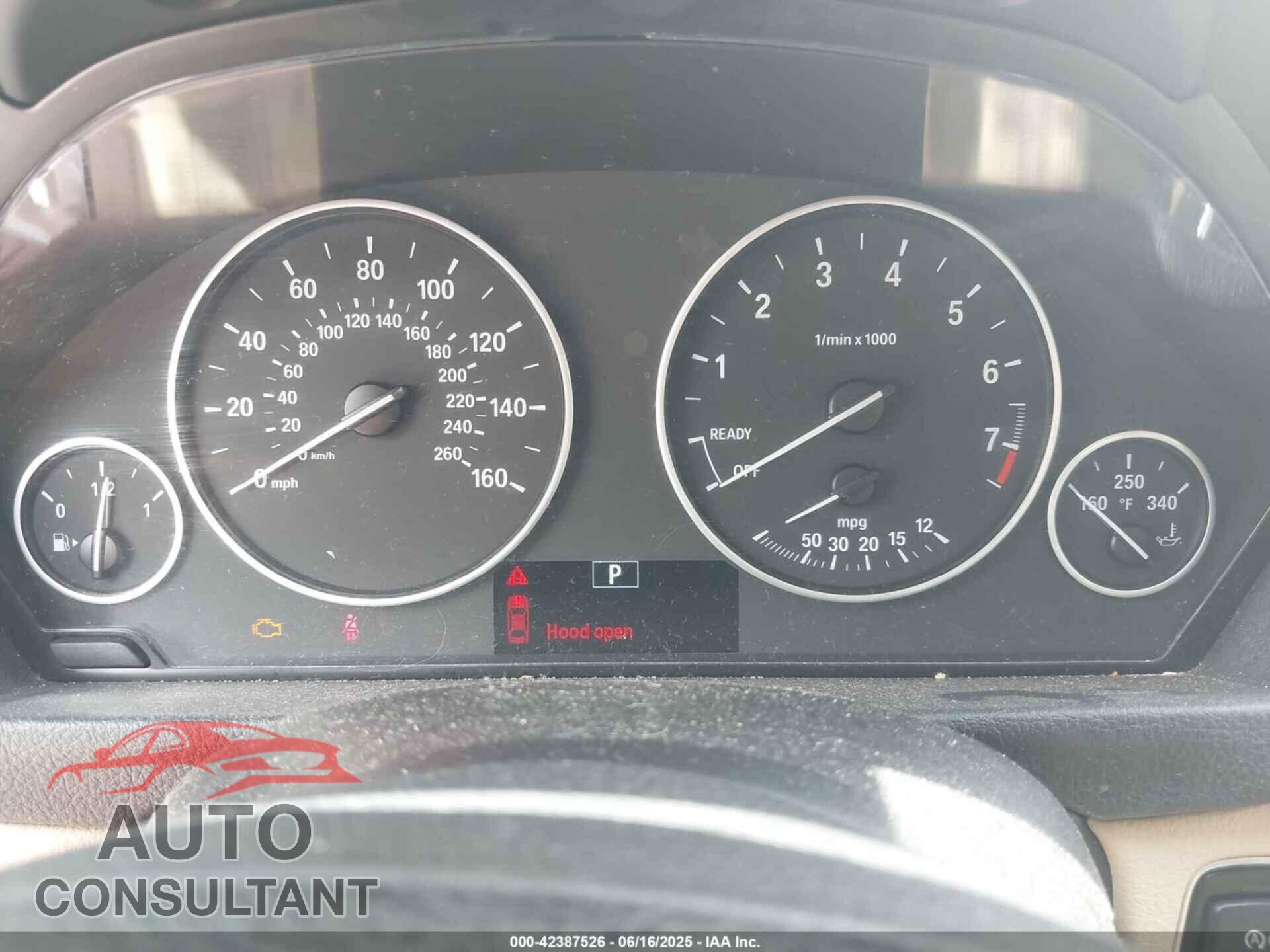 BMW 328I 2013 - WBA3A5G59DNP23439