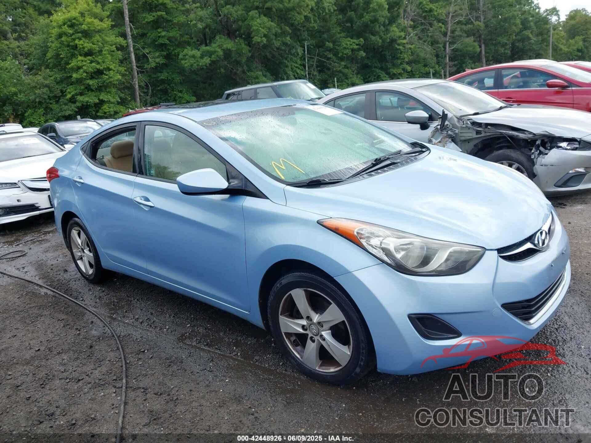 HYUNDAI ELANTRA 2011 - KMHDH4AE8BU104139