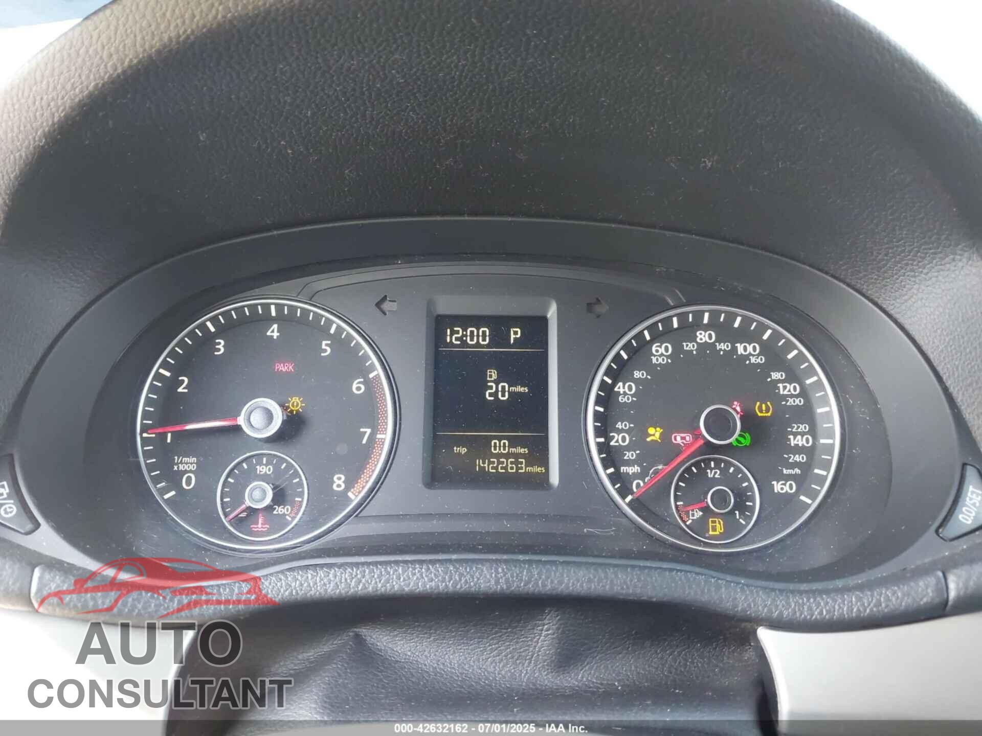 VOLKSWAGEN PASSAT 2013 - 1VWAP7A31DC021765
