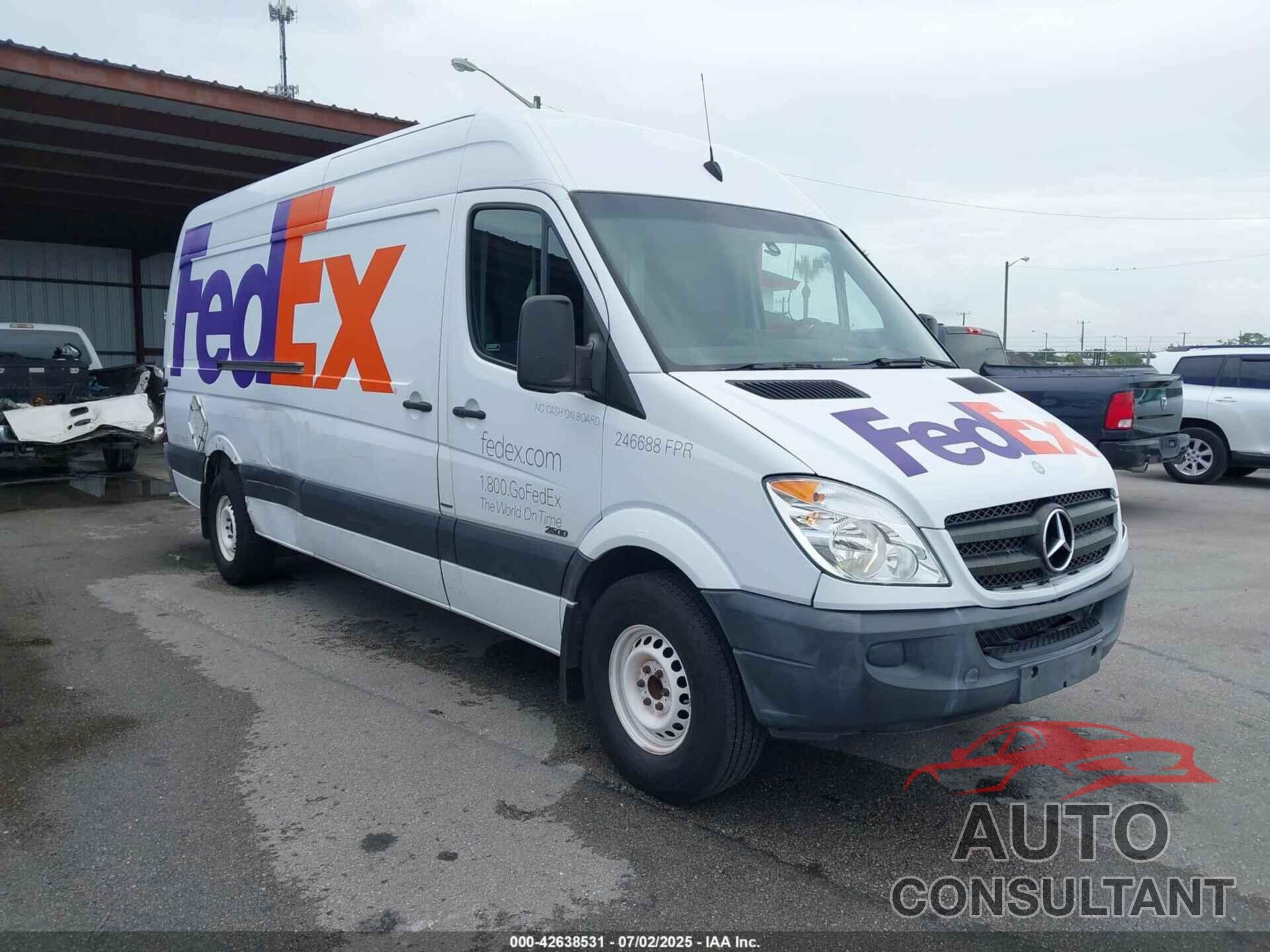 MERCEDES-BENZ SPRINTER 2500 2012 - WD3PE8CB0C5613216