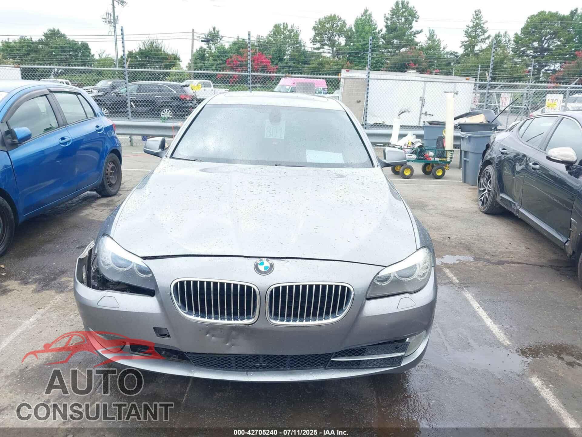 BMW 528I 2011 - WBAFR1C50BC743690
