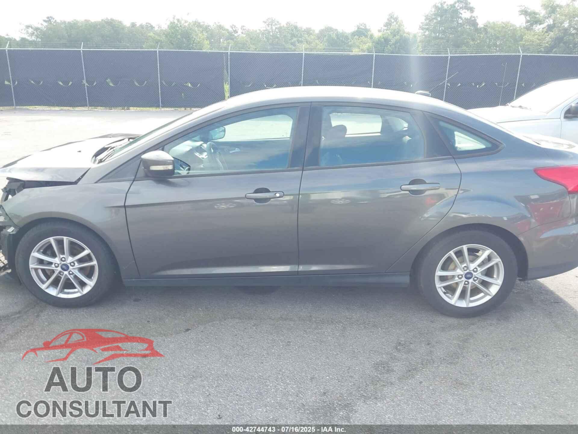FORD FOCUS 2016 - 1FADP3F22GL341003