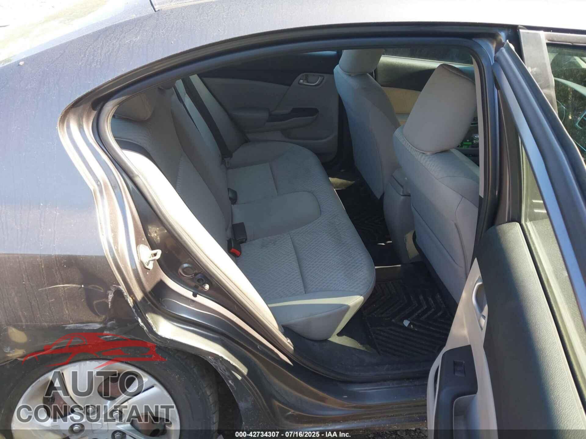 HONDA CIVIC 2015 - 2HGFB2F58FH503087