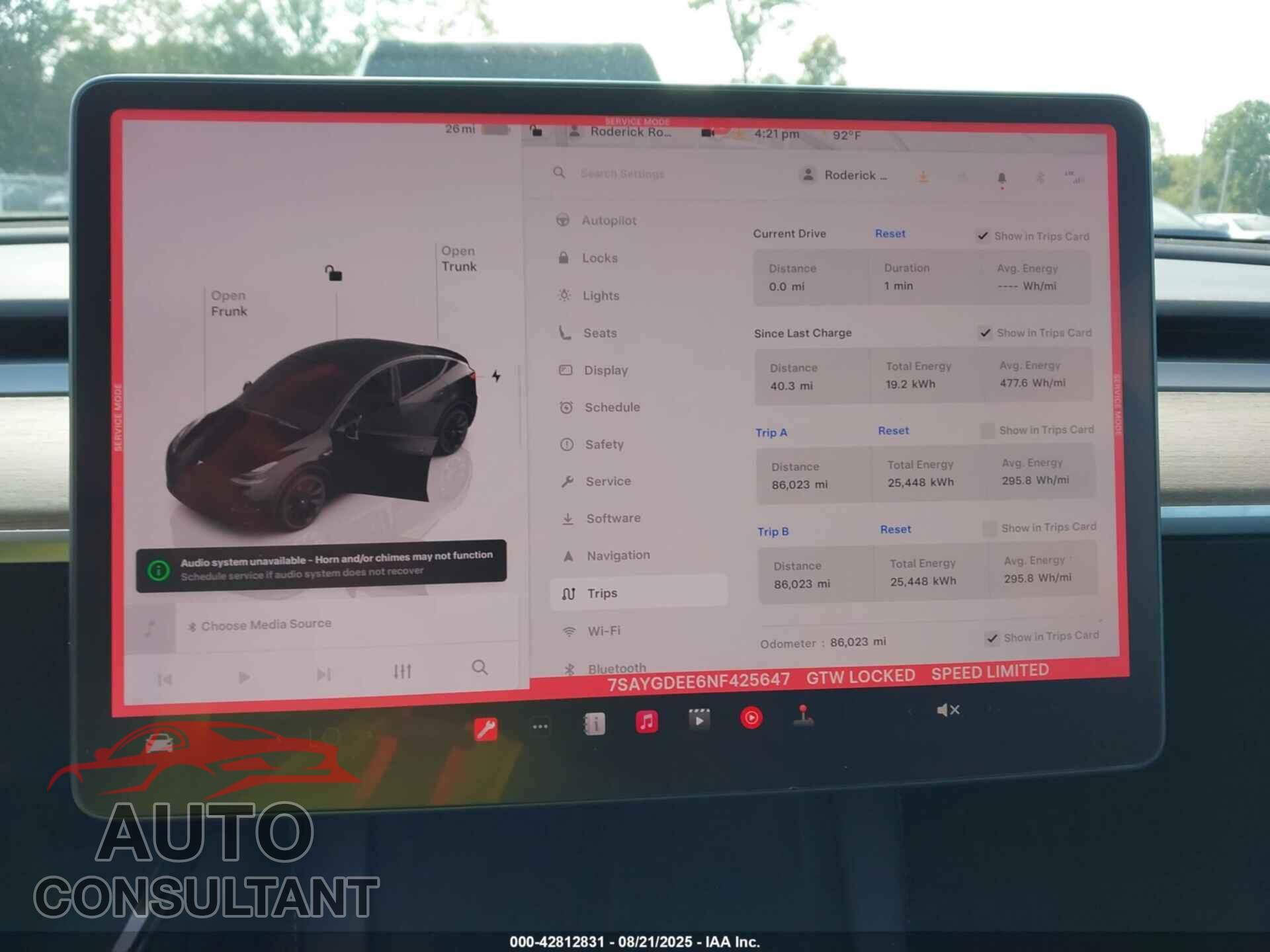 TESLA MODEL Y 2022 - 7SAYGDEE6NF425647