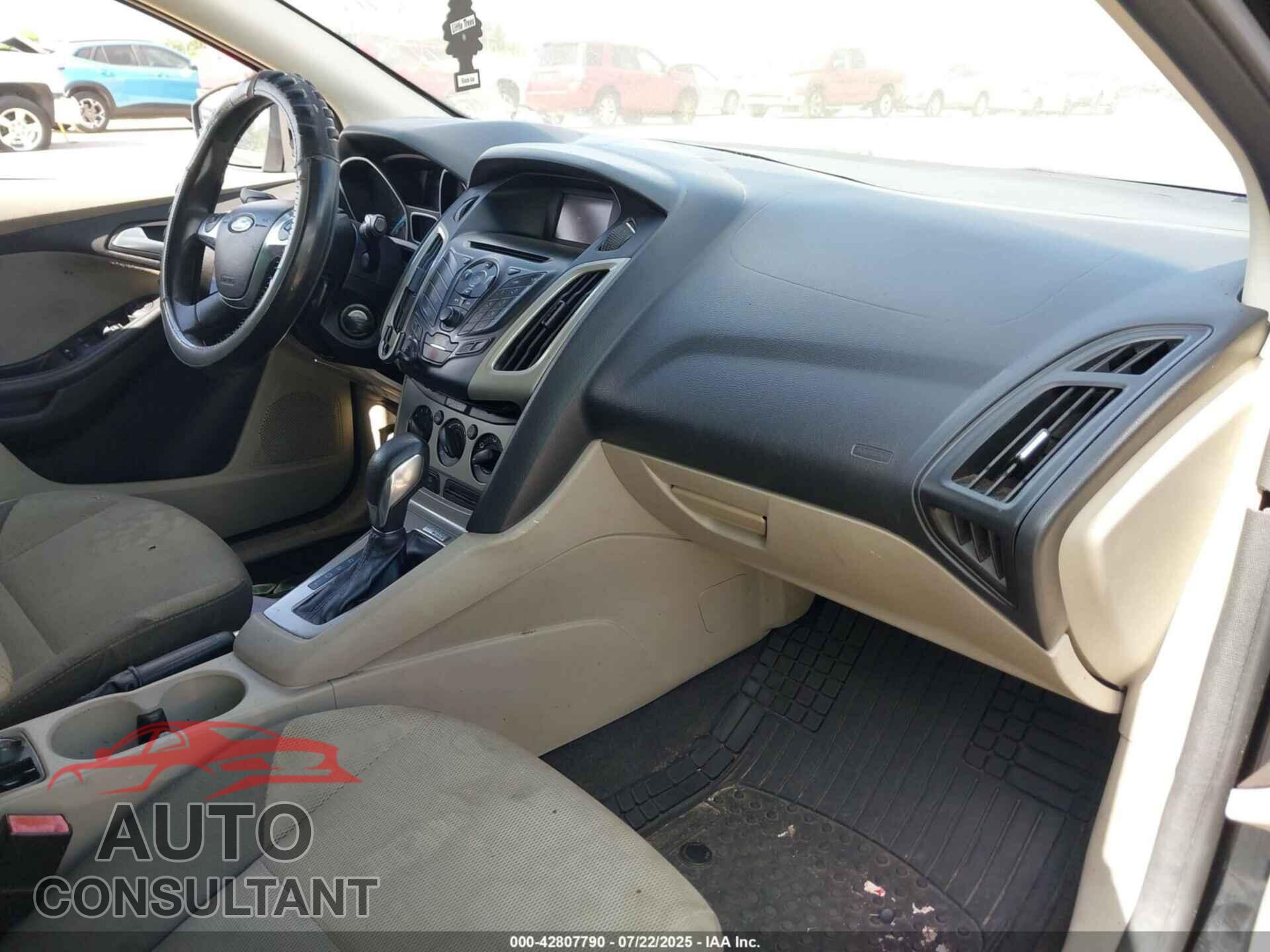 FORD FOCUS 2013 - 1FADP3K24DL262742