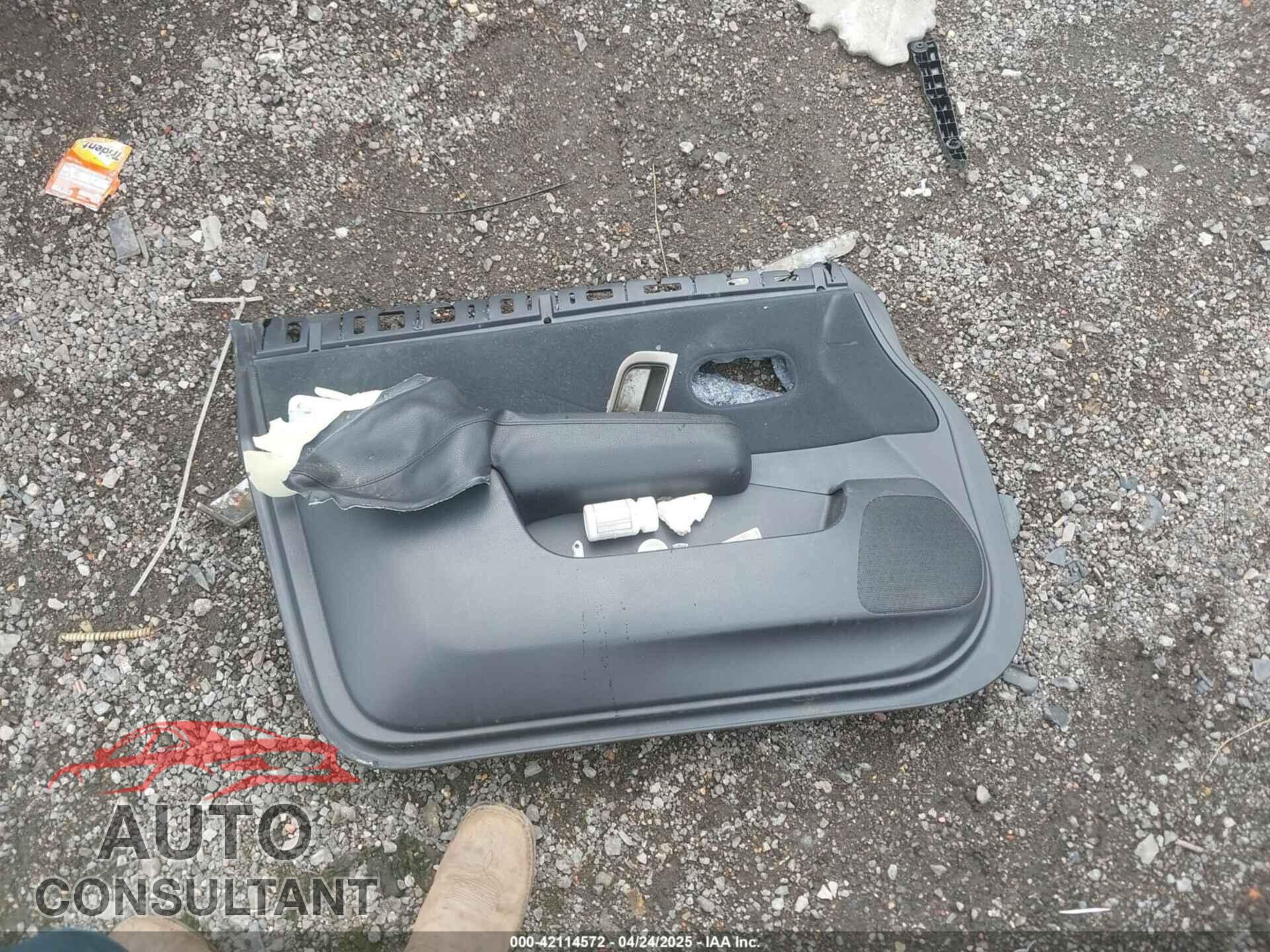 NISSAN VERSA 2011 - 3N1BC1CP9BL494852