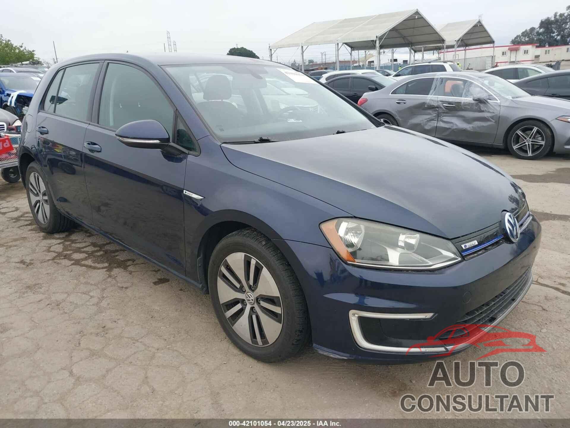 VOLKSWAGEN E-GOLF 2016 - WVWKP7AU3GW912207