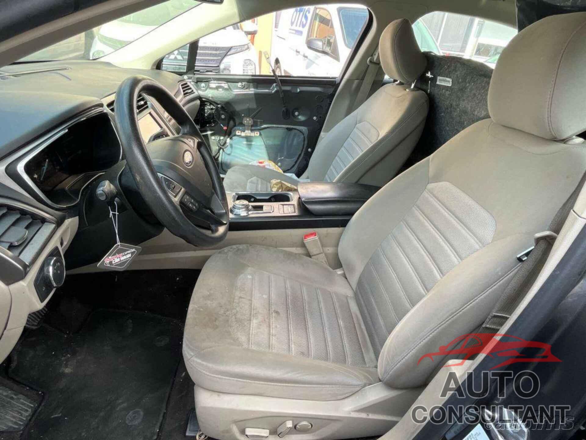FORD FUSION 2020 - 3FA6P0HDXLR242382