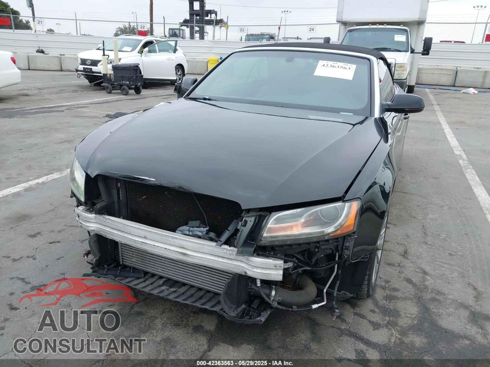 AUDI A5 2011 - WAULFAFH3BN008658