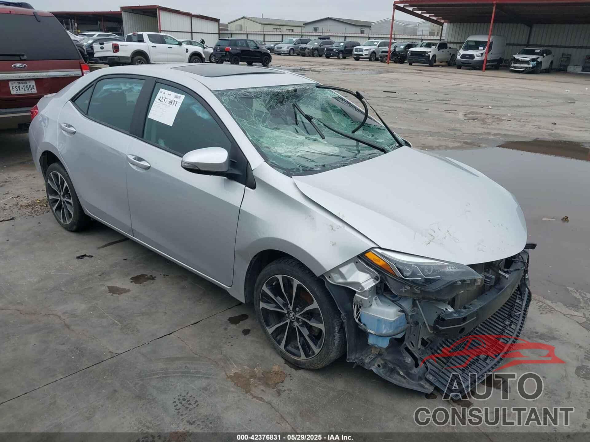 TOYOTA COROLLA 2018 - 2T1BURHE9JC027738