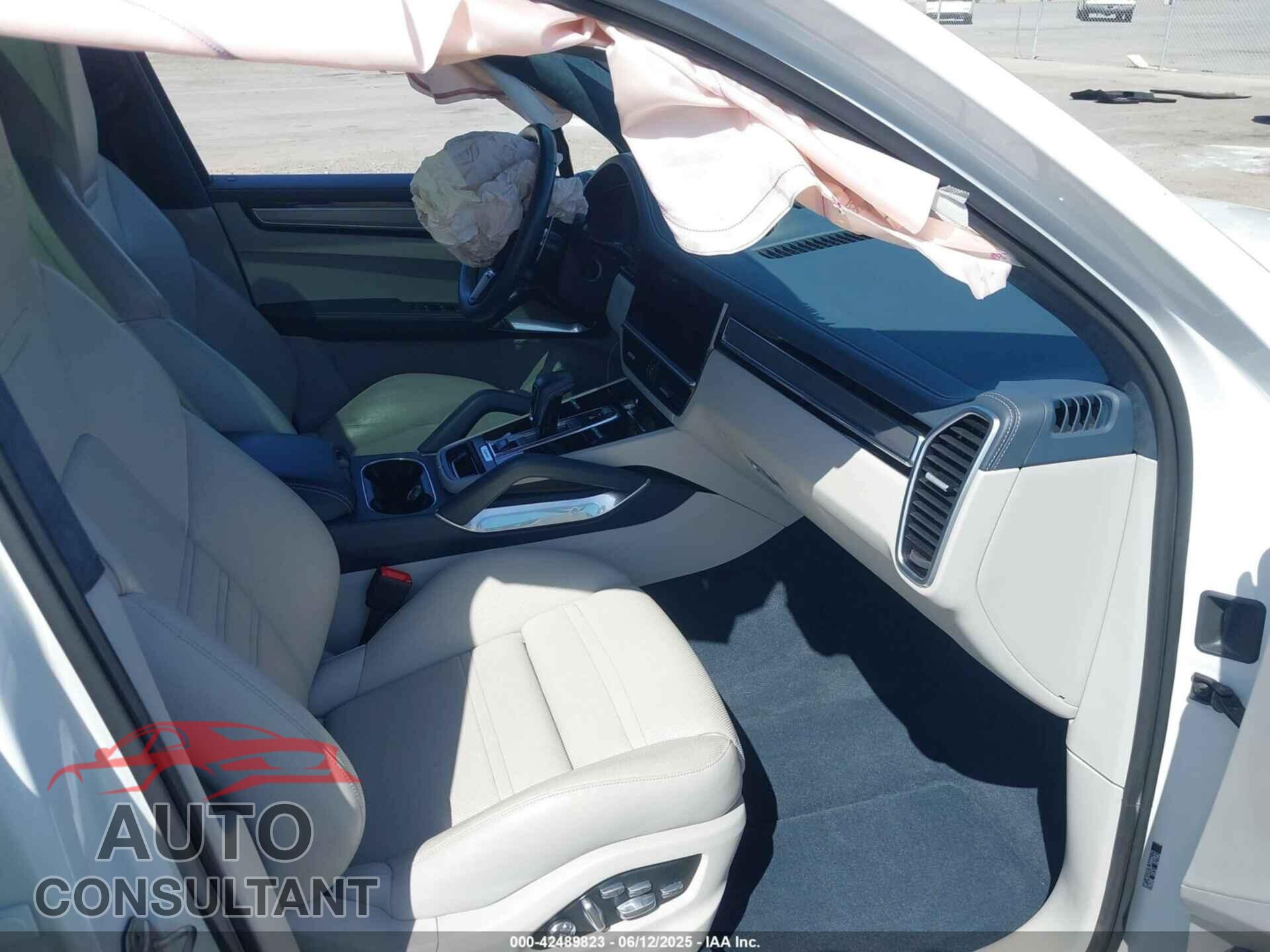 PORSCHE CAYENNE E-HYBRID 2020 - WP1AH2AY3LDA44115