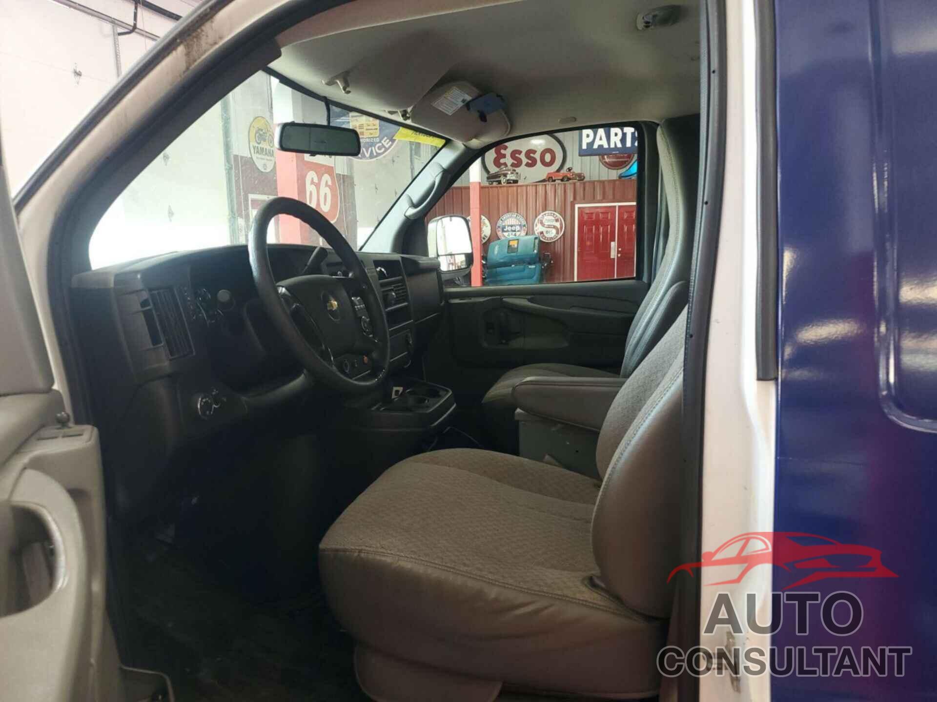 CHEVROLET EXPRESS 1500 2014 - 1GCSGAFX1E1201261