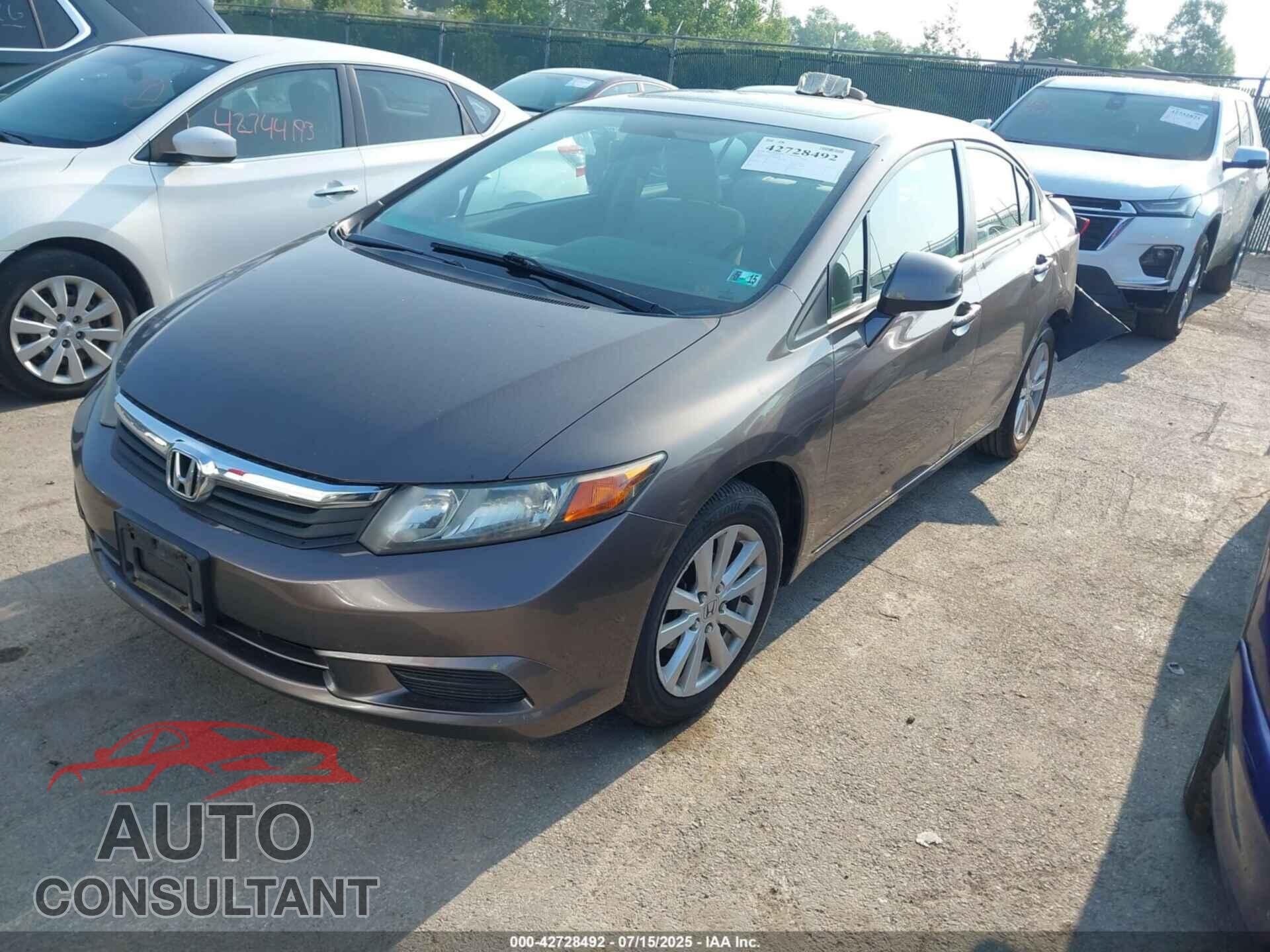 HONDA CIVIC 2012 - 2HGFB2F88CH541022