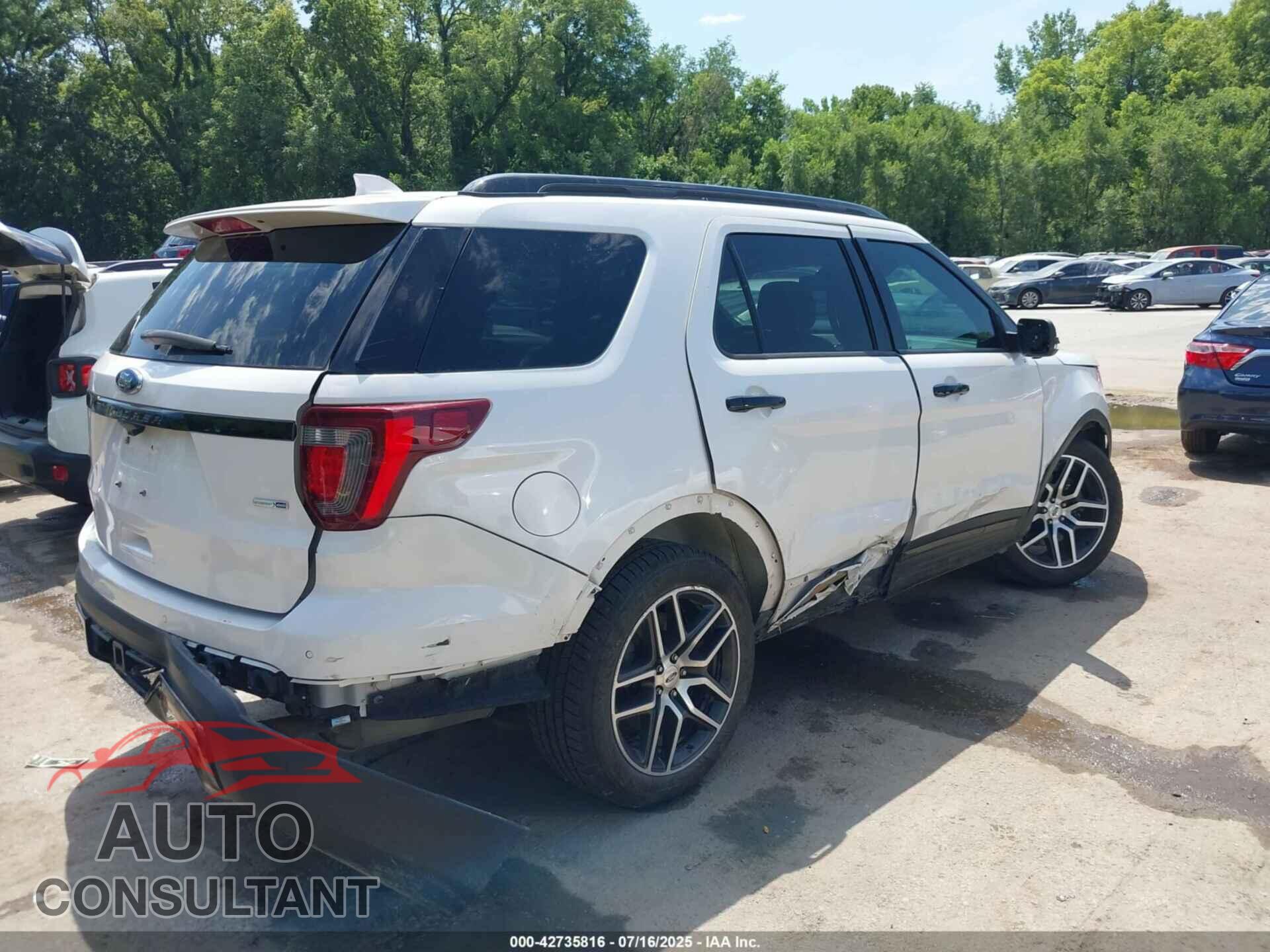 FORD EXPLORER 2017 - 1FM5K8GT5HGD87710