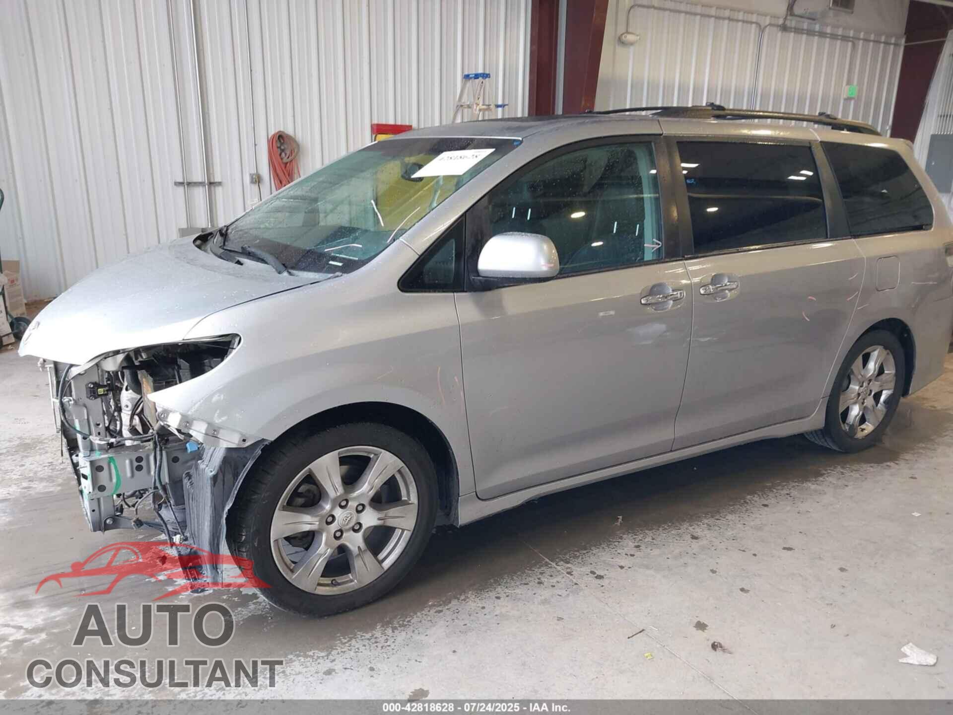 TOYOTA SIENNA 2013 - 5TDXK3DC2DS321989