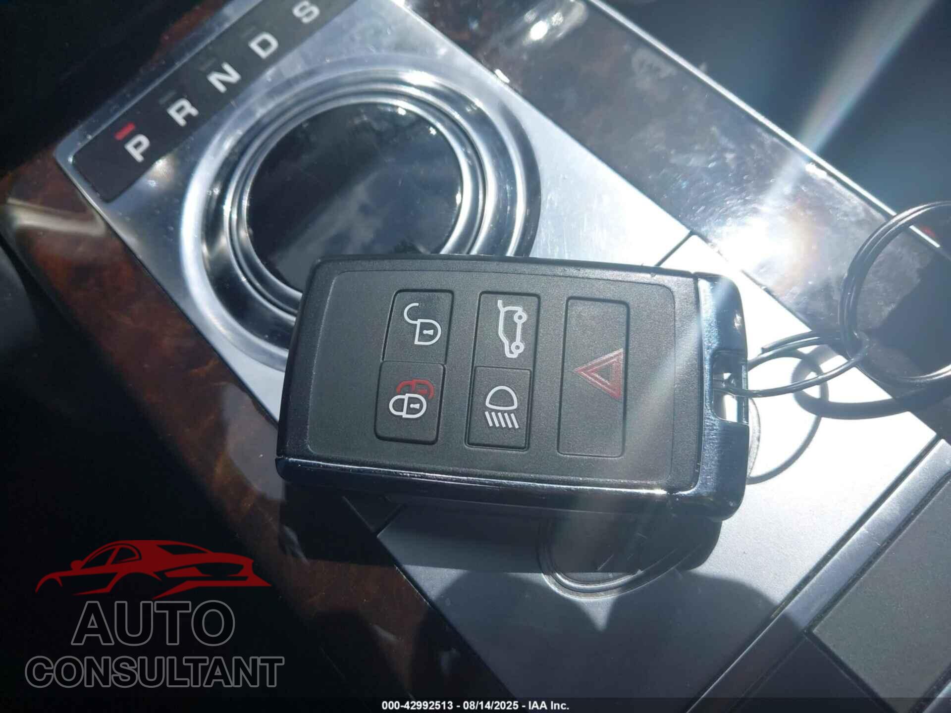 LAND ROVER RANGE ROVER 2018 - SALGS5RE0JA381731