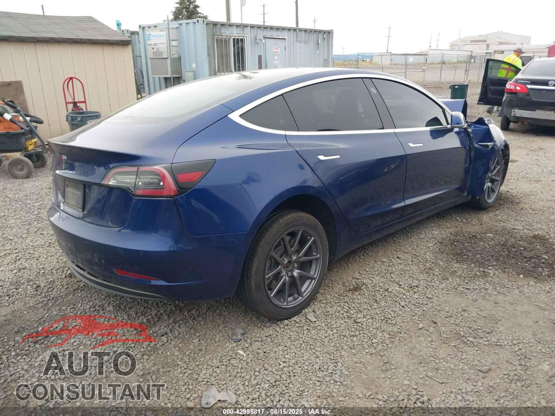 TESLA MODEL 3 2019 - 5YJ3E1EA7KF326212