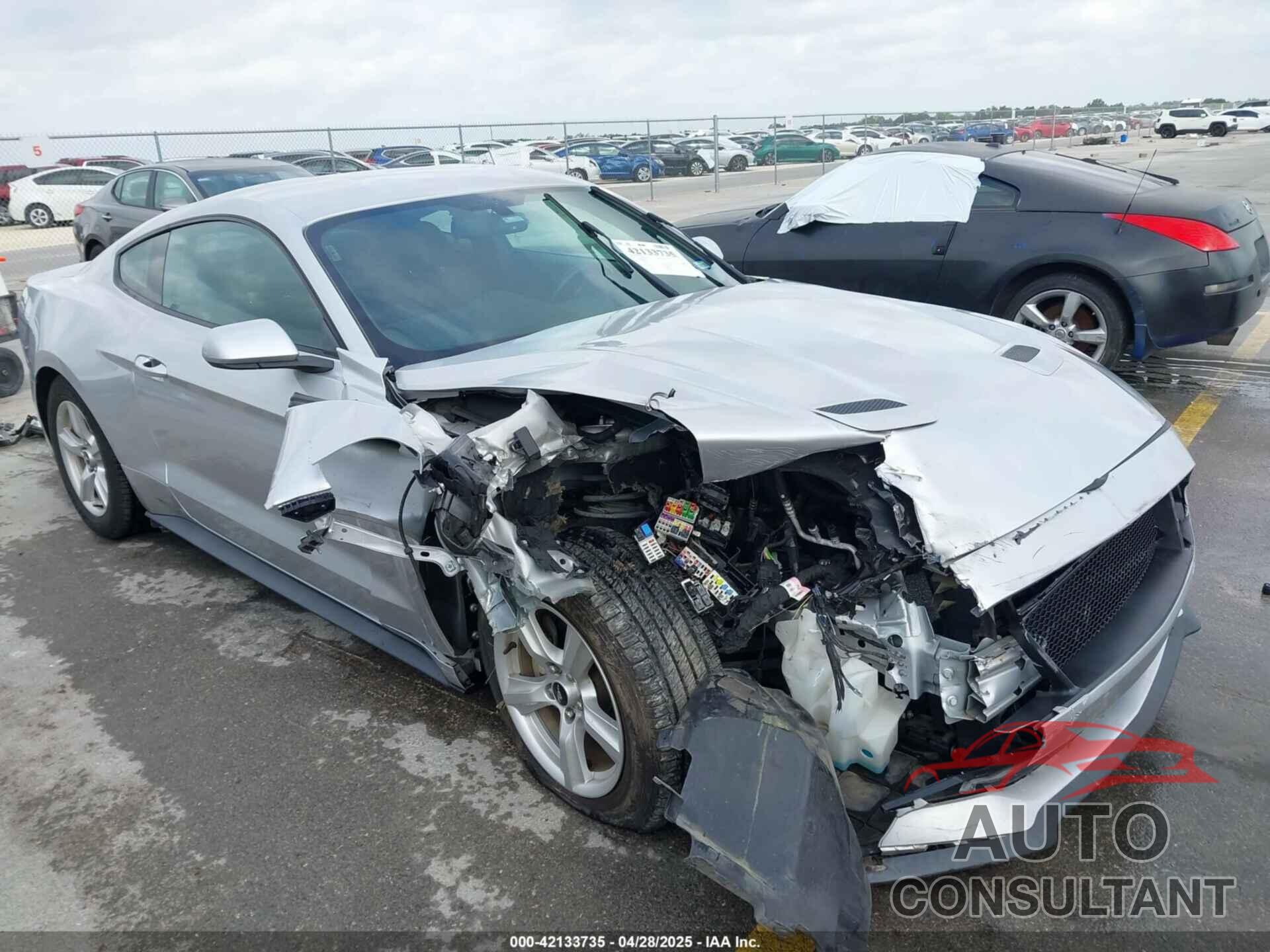 FORD MUSTANG 2018 - 1FA6P8TH8J5144833