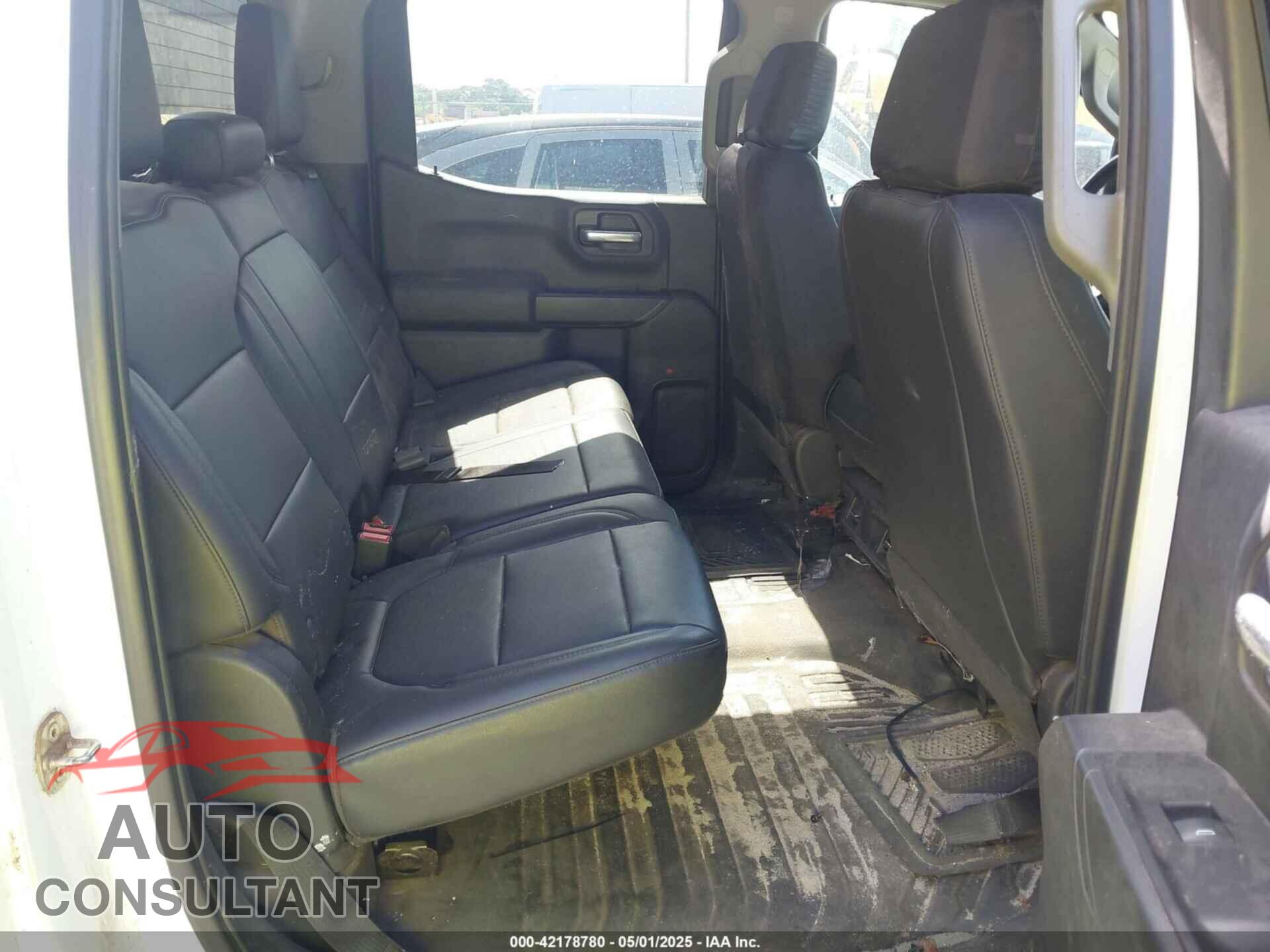 CHEVROLET SILVERADO 1500 2019 - 3GCPYAEH8KG129727