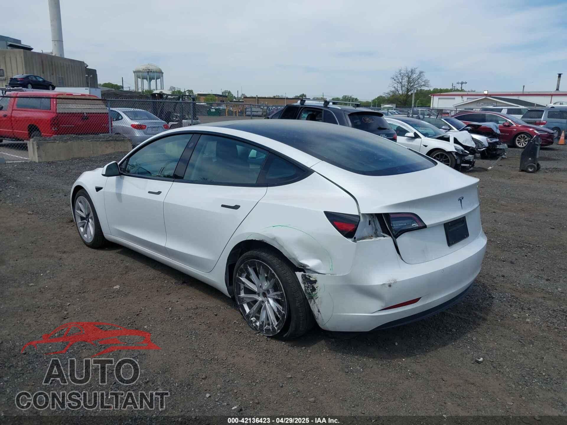 TESLA MODEL 3 2021 - 5YJ3E1EA2MF063761