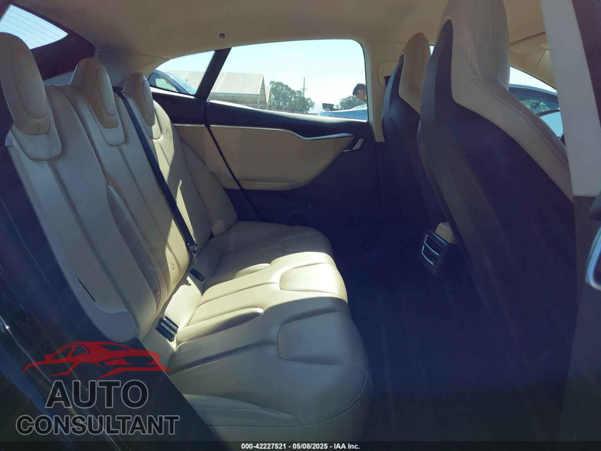 TESLA MODEL S 2013 - 5YJSA1CNXDFP28192