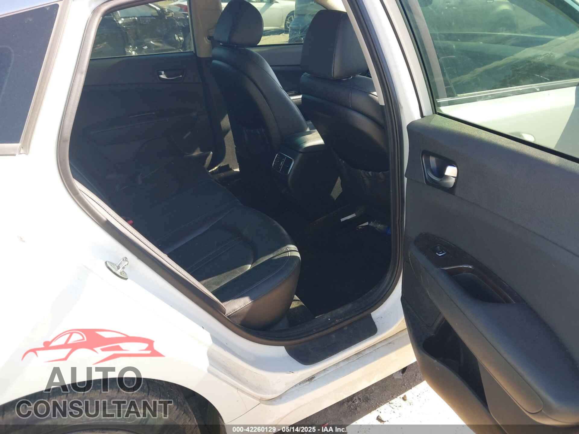 KIA OPTIMA 2018 - 5XXGU4L34JG218121