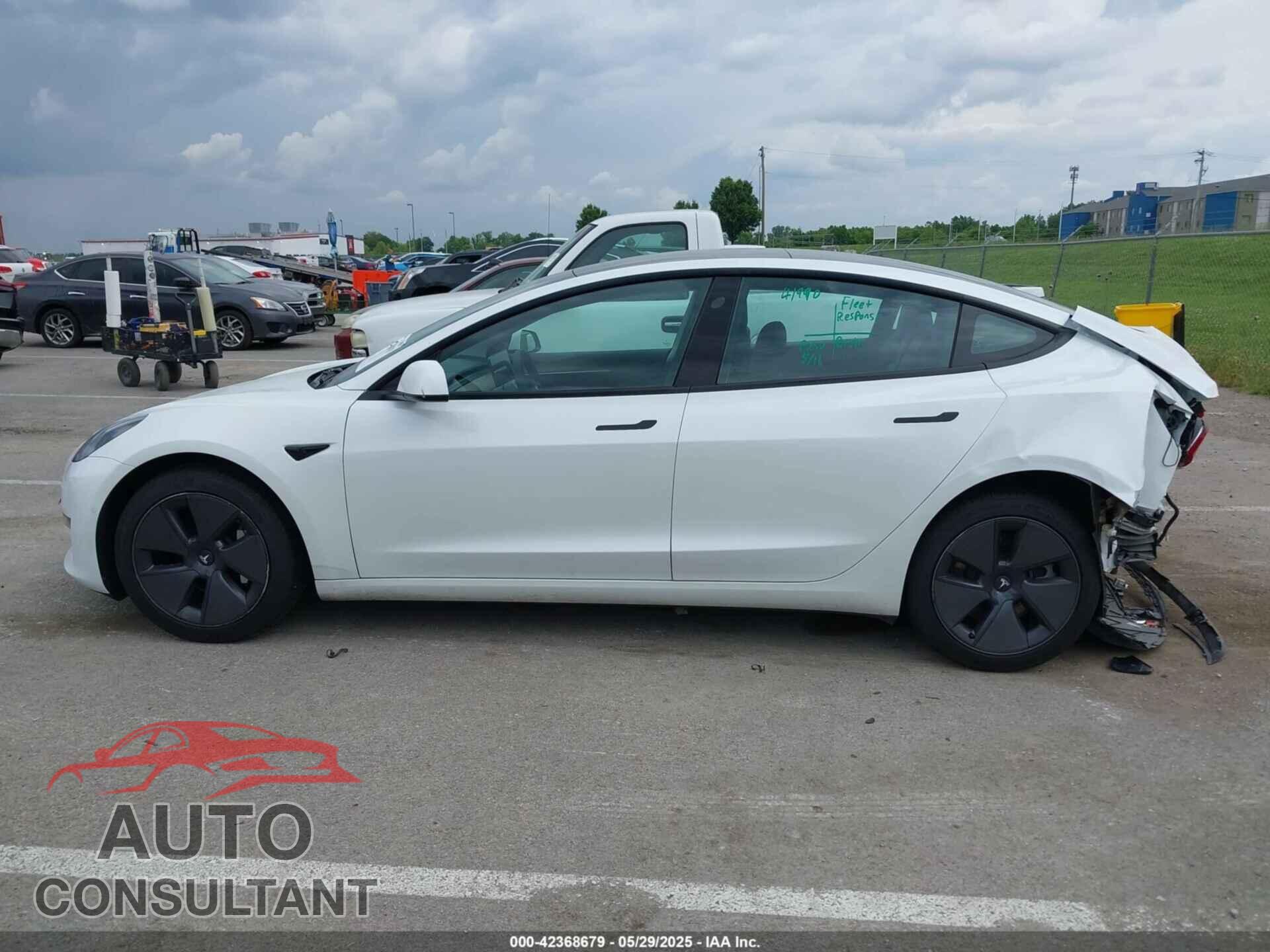 TESLA MODEL 3 2022 - 5YJ3E1EBXNF319851