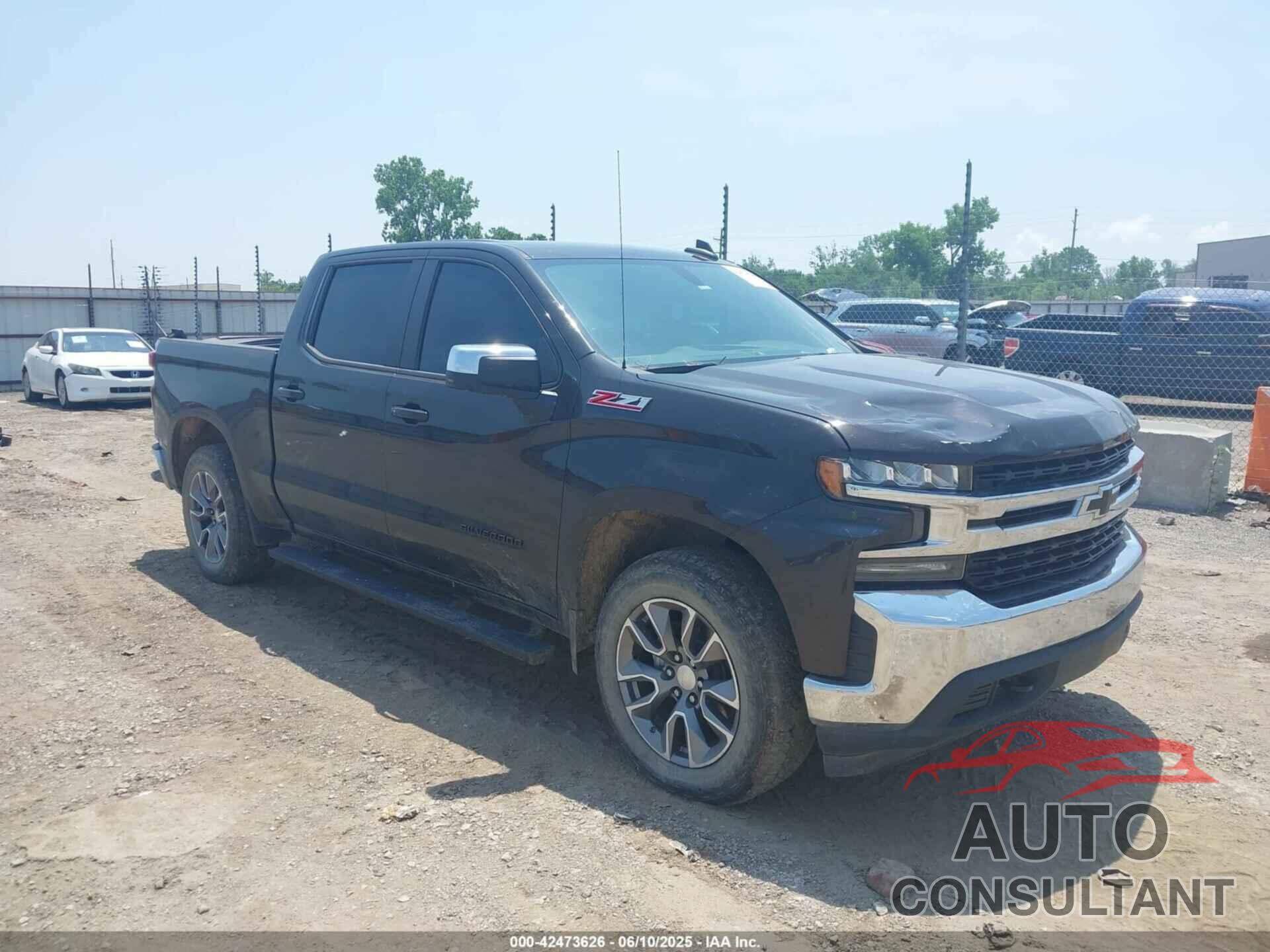 CHEVROLET SILVERADO 1500 2020 - 1GCUYDED4LZ215829