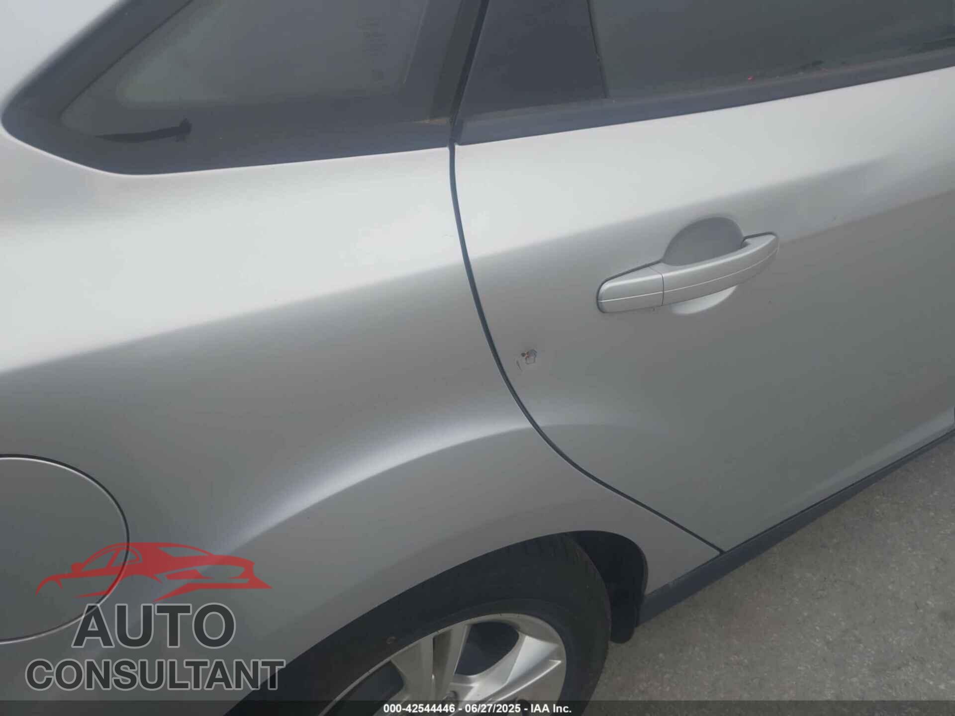 FORD FOCUS 2013 - 1FADP3F24DL323386