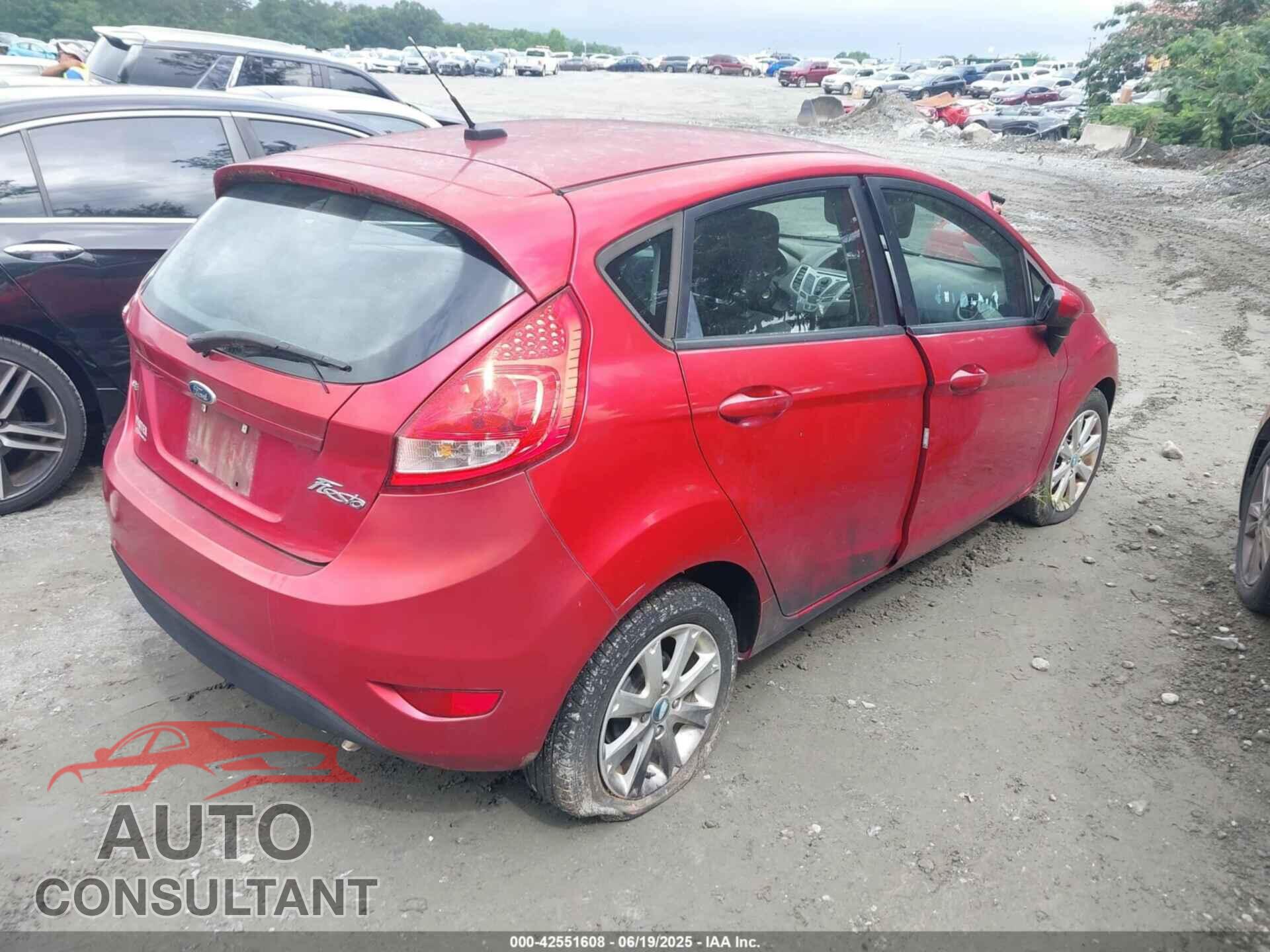 FORD FIESTA 2011 - 3FADP4EJ7BM219047