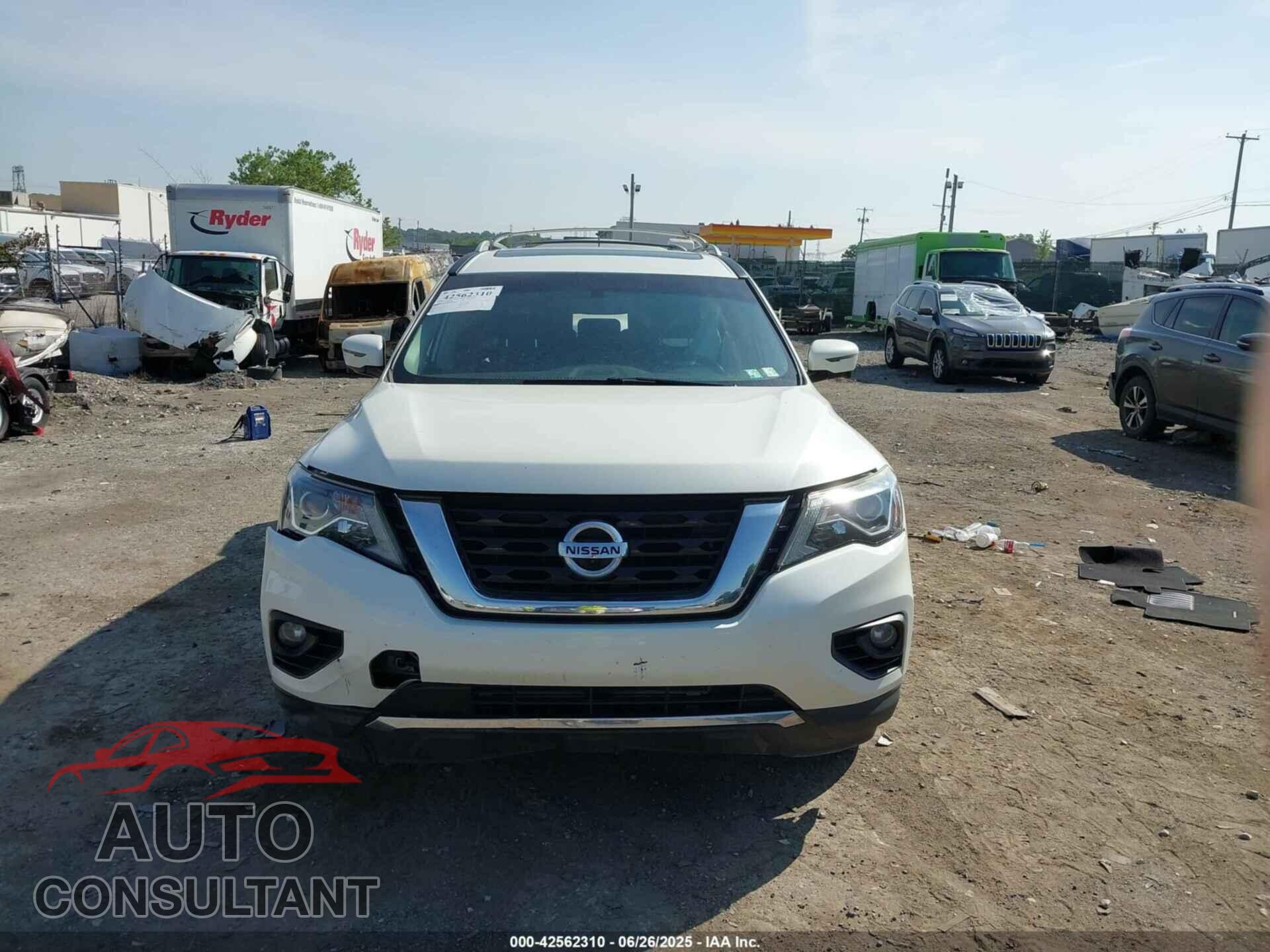 NISSAN PATHFINDER 2017 - 5N1DR2MMXHC610171