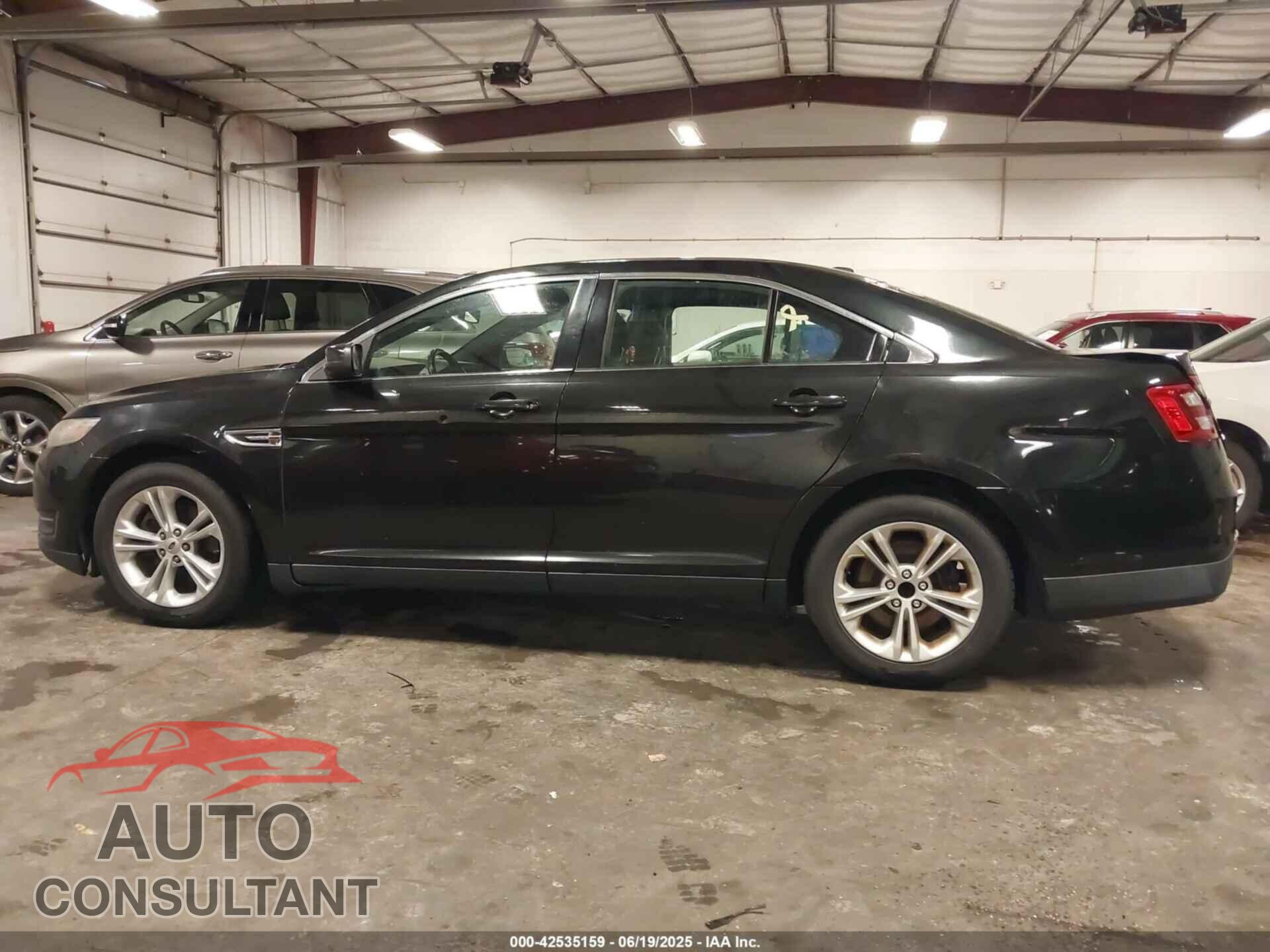 FORD TAURUS 2014 - 1FAHP2E85EG119367