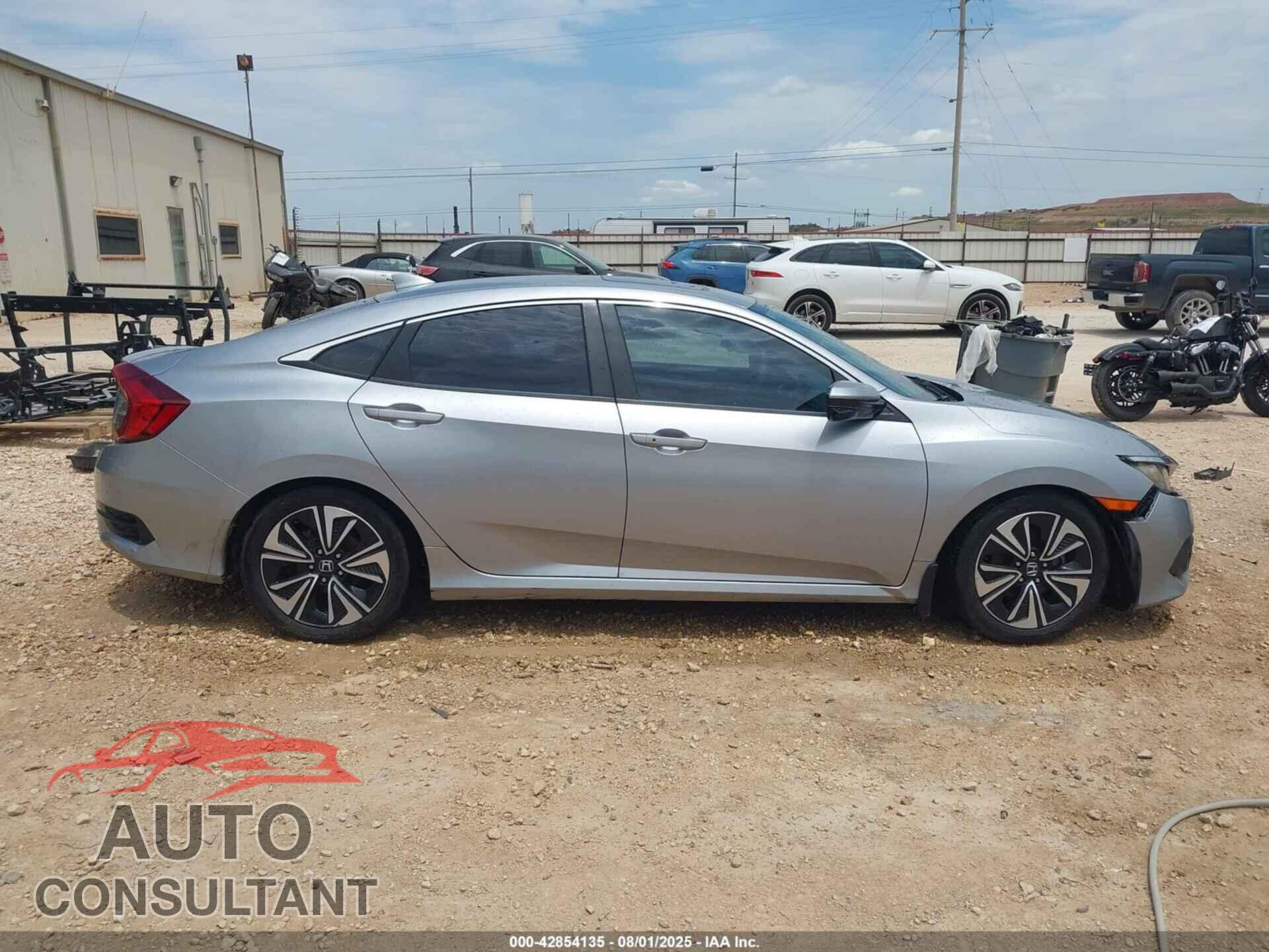 HONDA CIVIC 2017 - 19XFC1F30HE003217