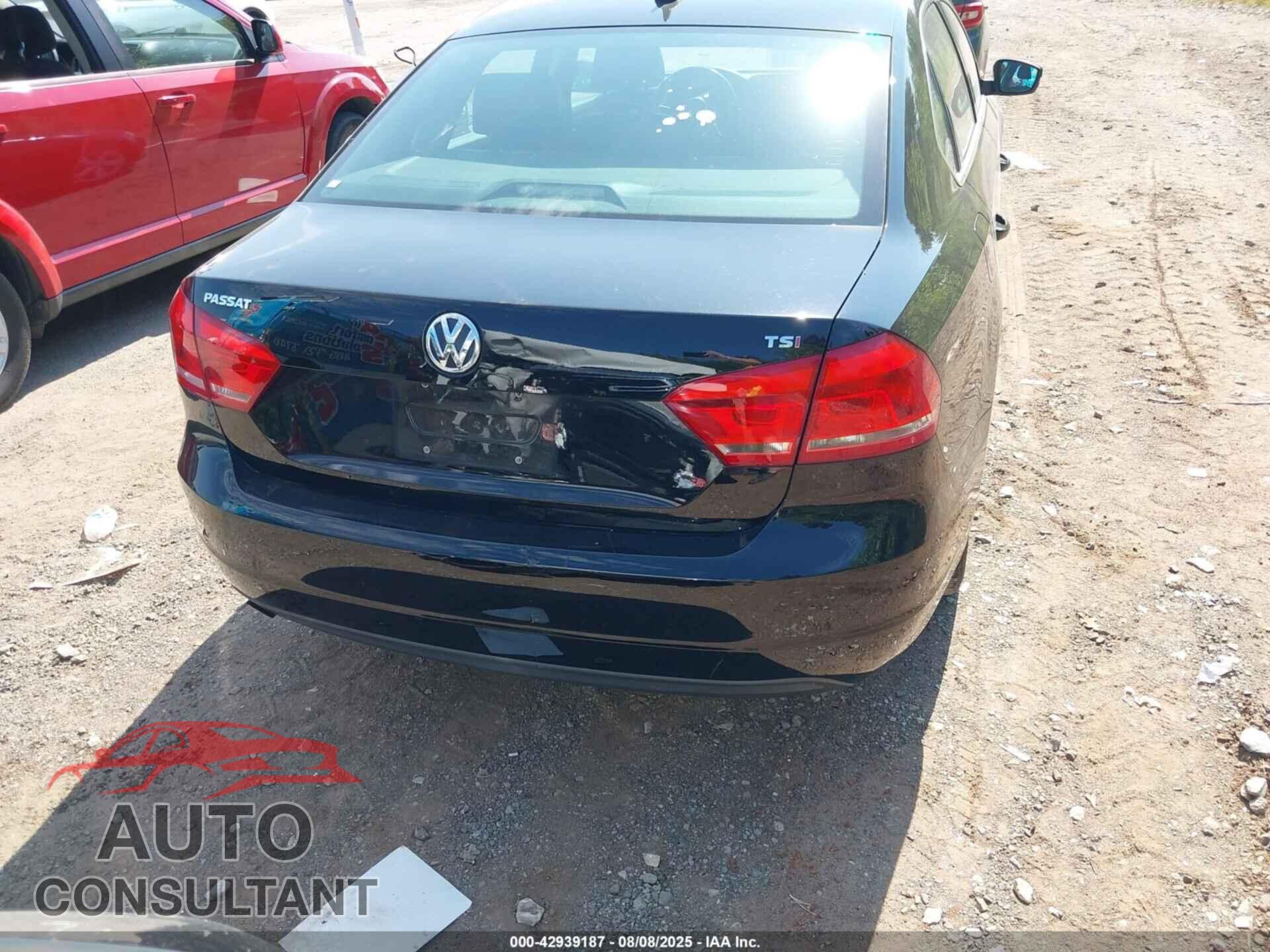 VOLKSWAGEN PASSAT 2015 - 1VWAS7A37FC079638