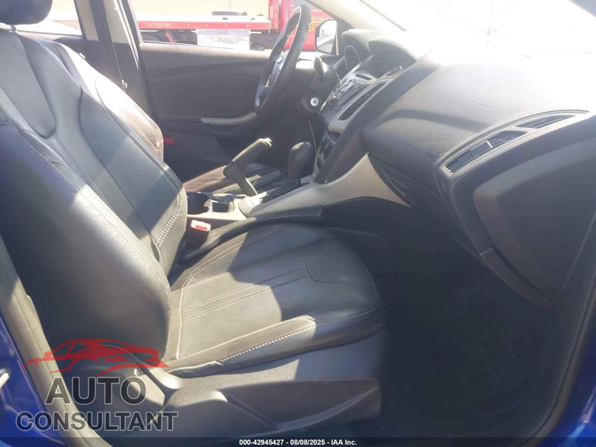 FORD FOCUS 2014 - 1FADP3F22EL273153