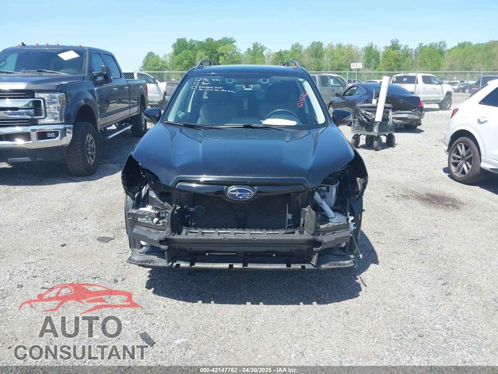 SUBARU FORESTER 2019 - JF2SKAPC1KH418436